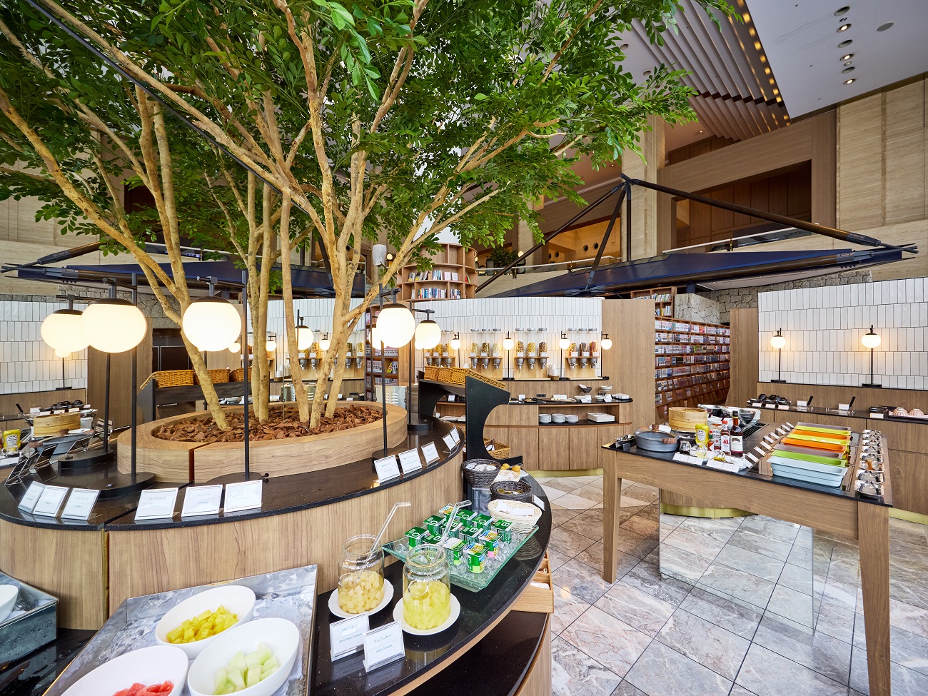 朝食_ブッフェ台