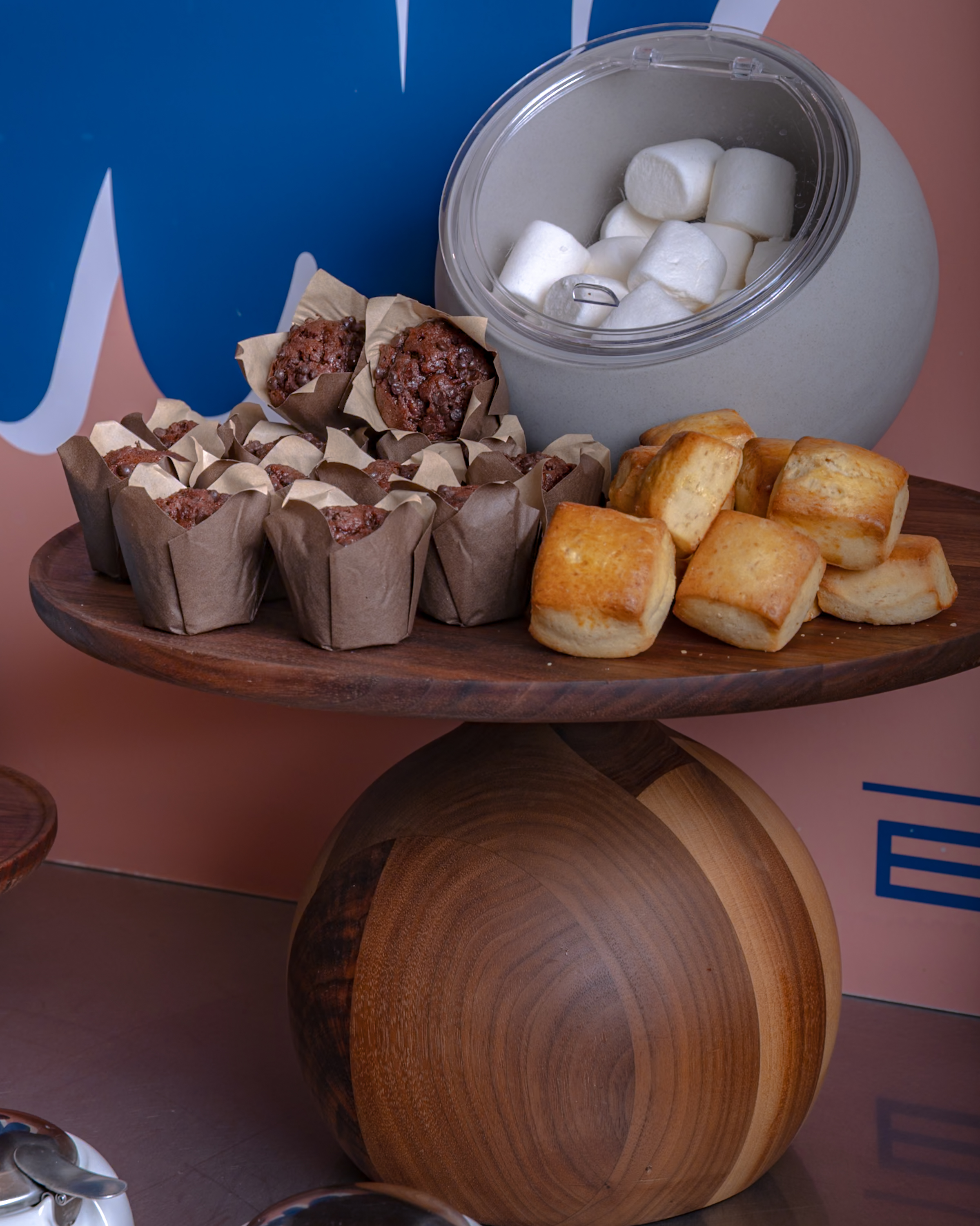 【無料アフタヌーンティー・14時～17時】