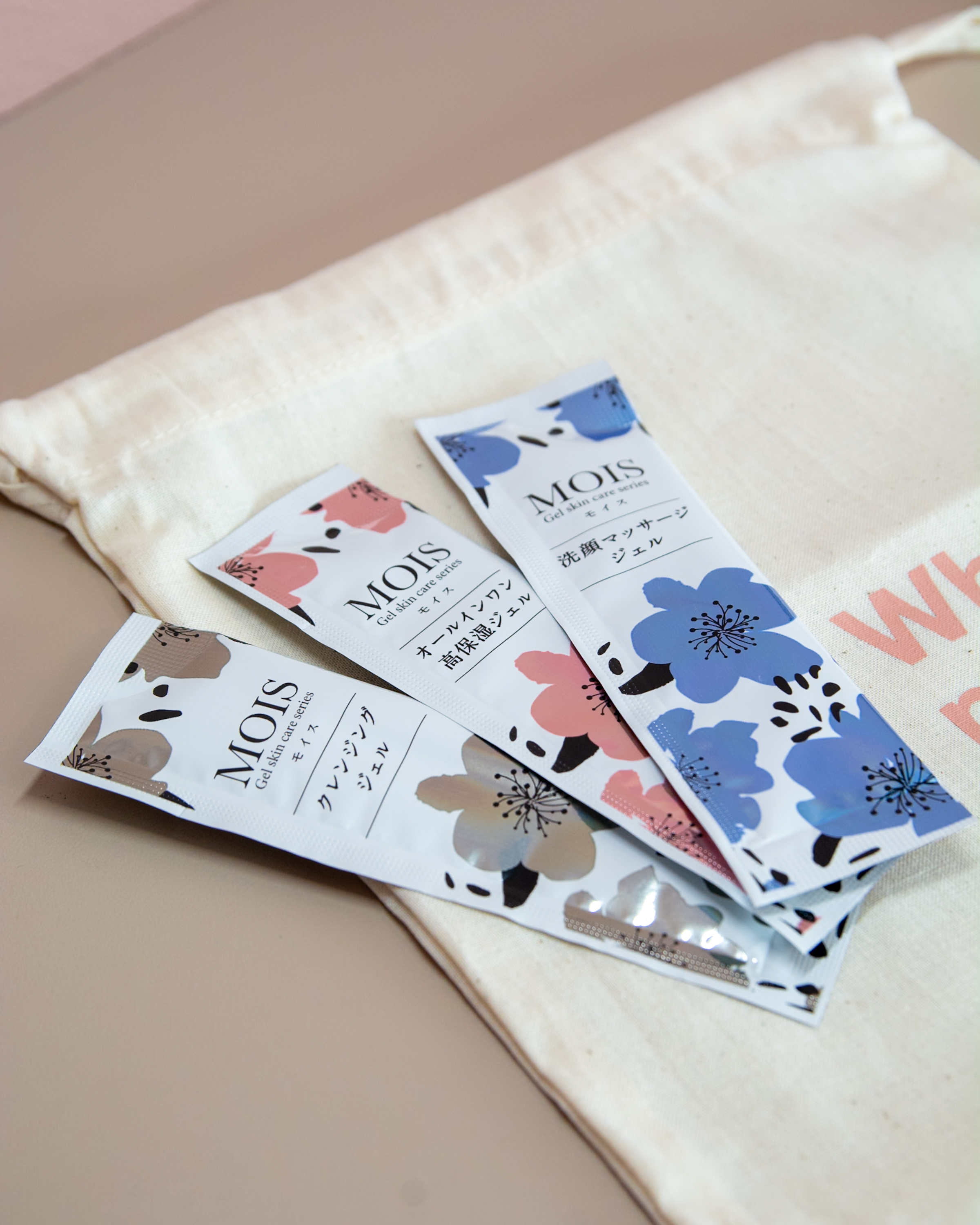 【22:00 バスタイム】スキンケアのセットは1Fアメニティーバーにご用意