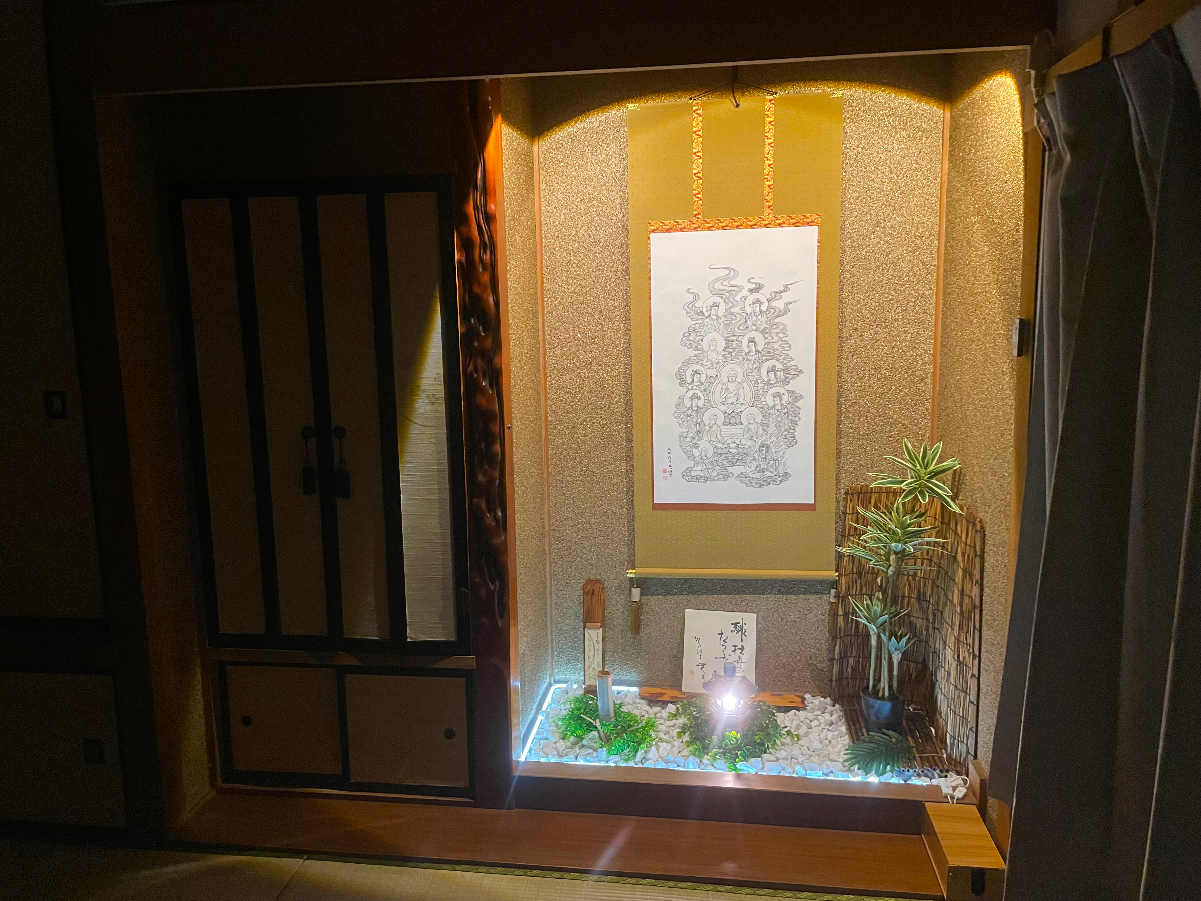 和室にある床の間のライトアップ