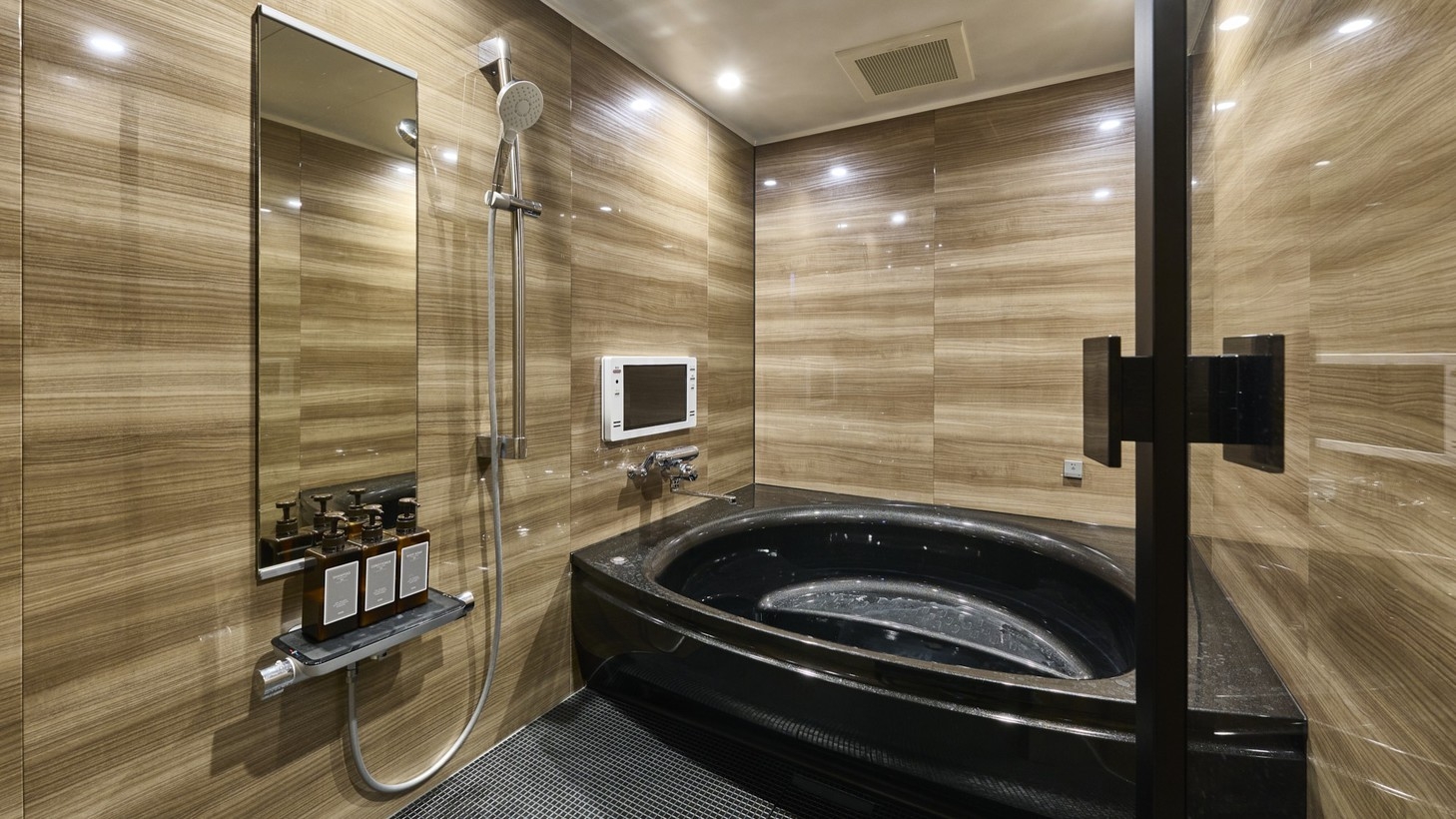 【日曜~木曜限定！20時以降チェックイン】サウナ付きのお部屋でおまかせプラン（素泊まり）