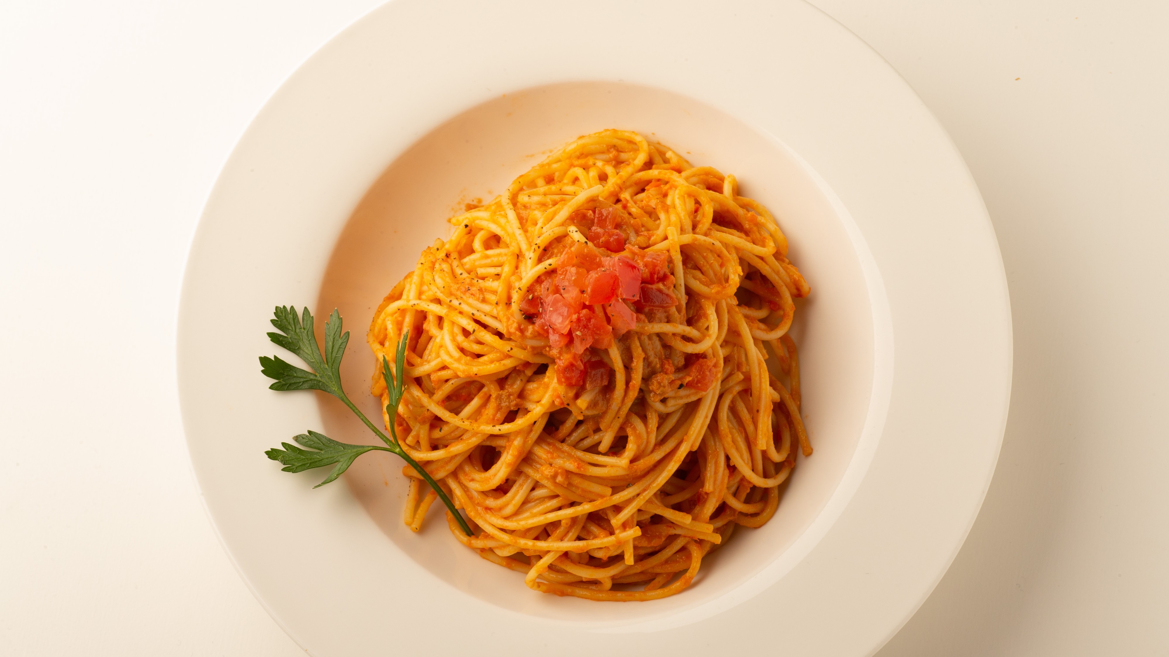 トマトクリームパスタ