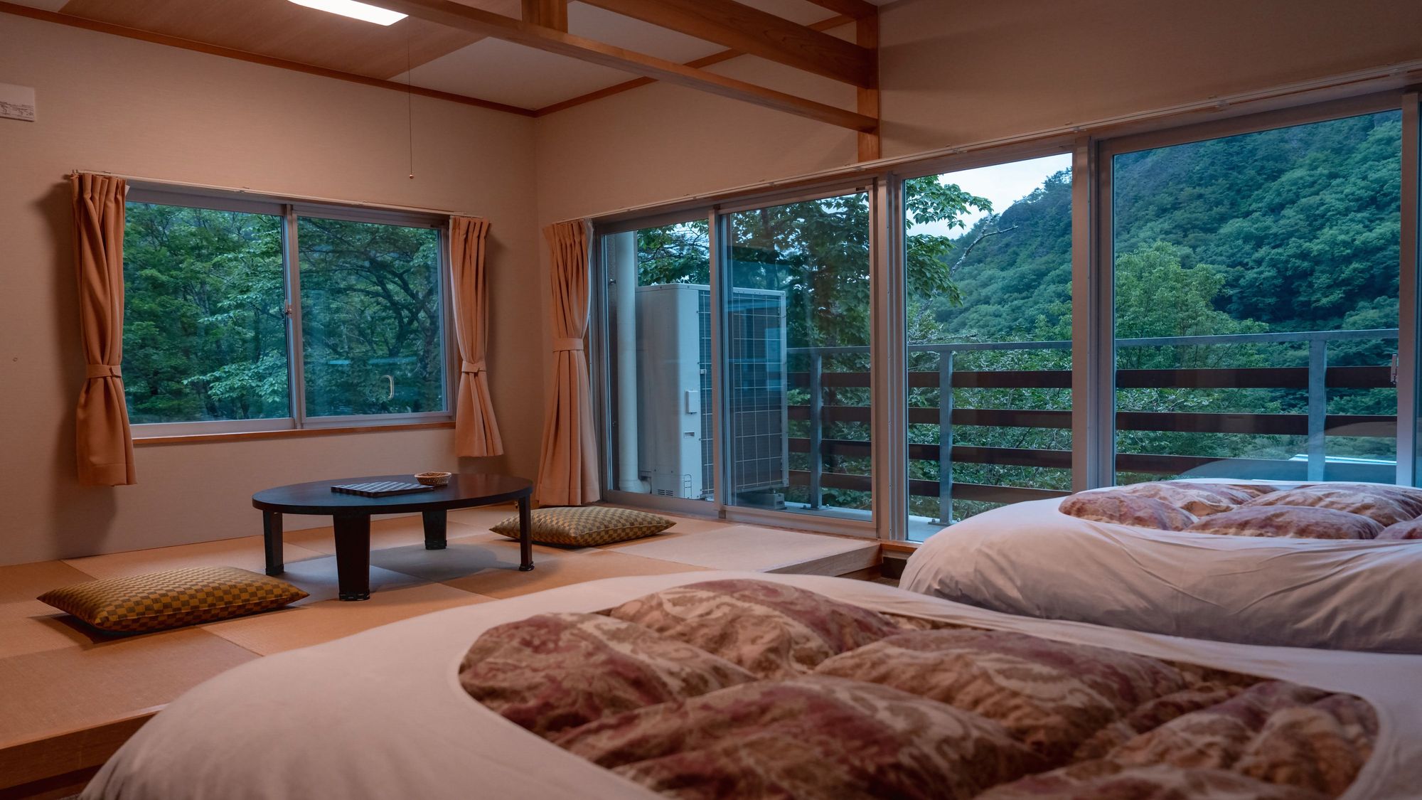 【和洋室】広々客室でファミリー利用にもおすすめです。