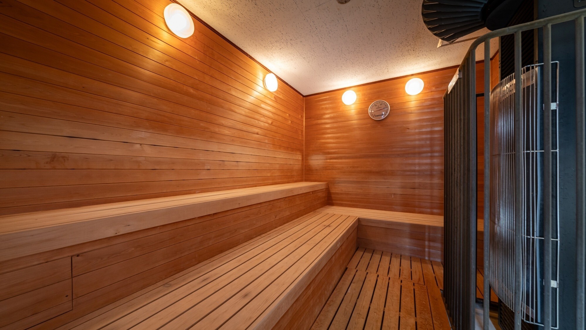 【低温サウナ】旅の疲れを癒されてください。