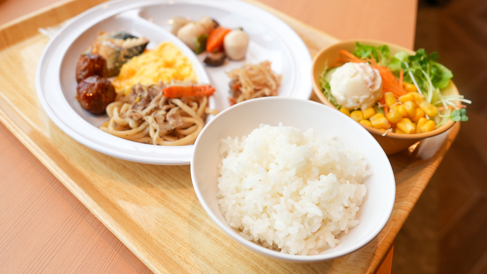 無料朝食サービス