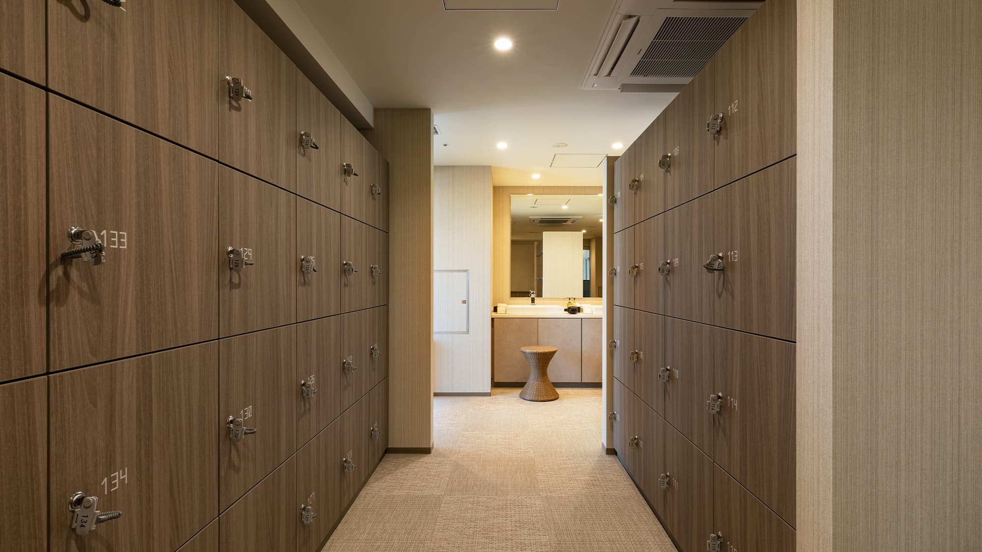 【大浴場／脱衣所】＜6F＞