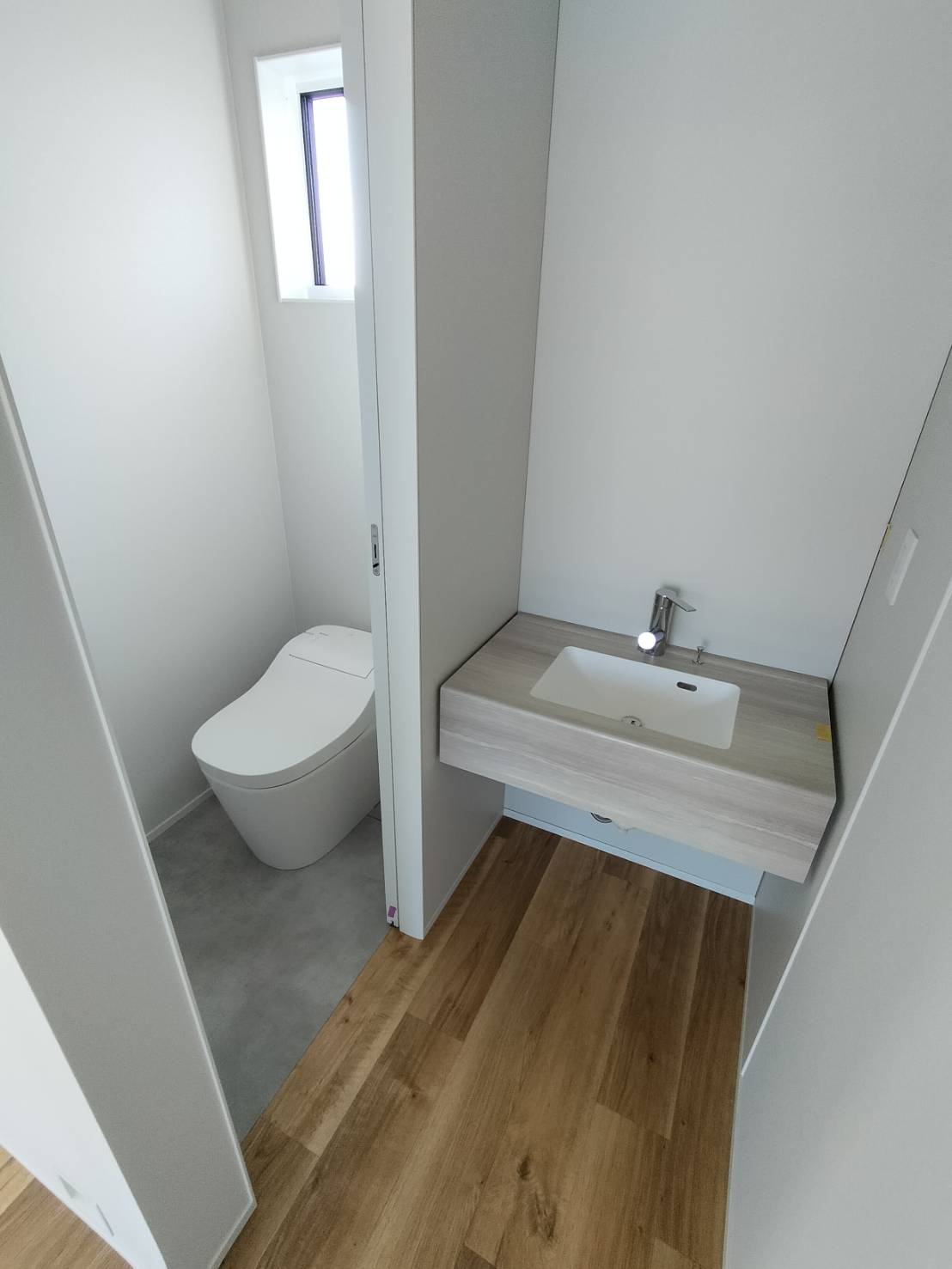 トイレ・洗面台