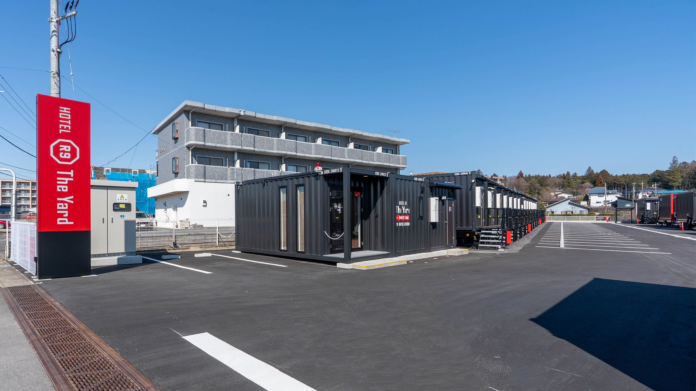 斬新な外観とコンパクトで快適な客室を備えたコンテナホテル　HOTEL R9 The Yard（ホテルアールナイン ザ ヤード）