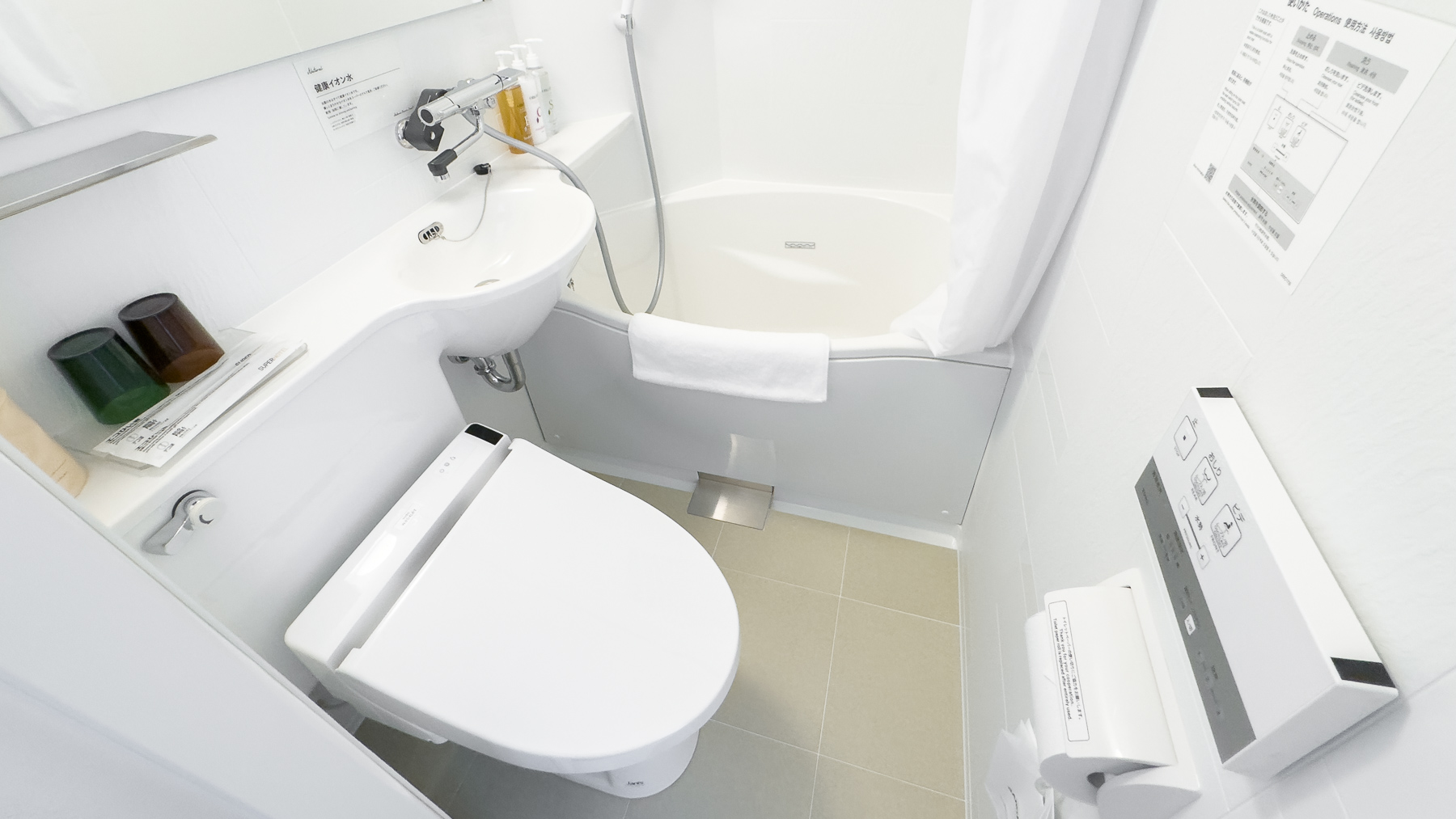 全室にユニットバス完備