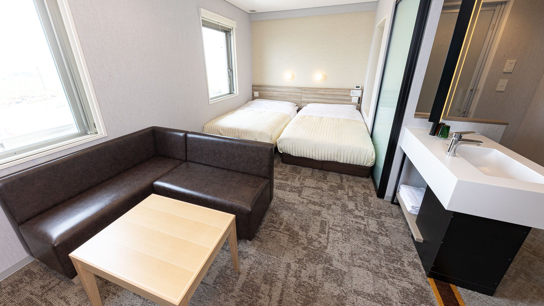 120cm幅のベッドが２台ある【デラックスツインルーム】です