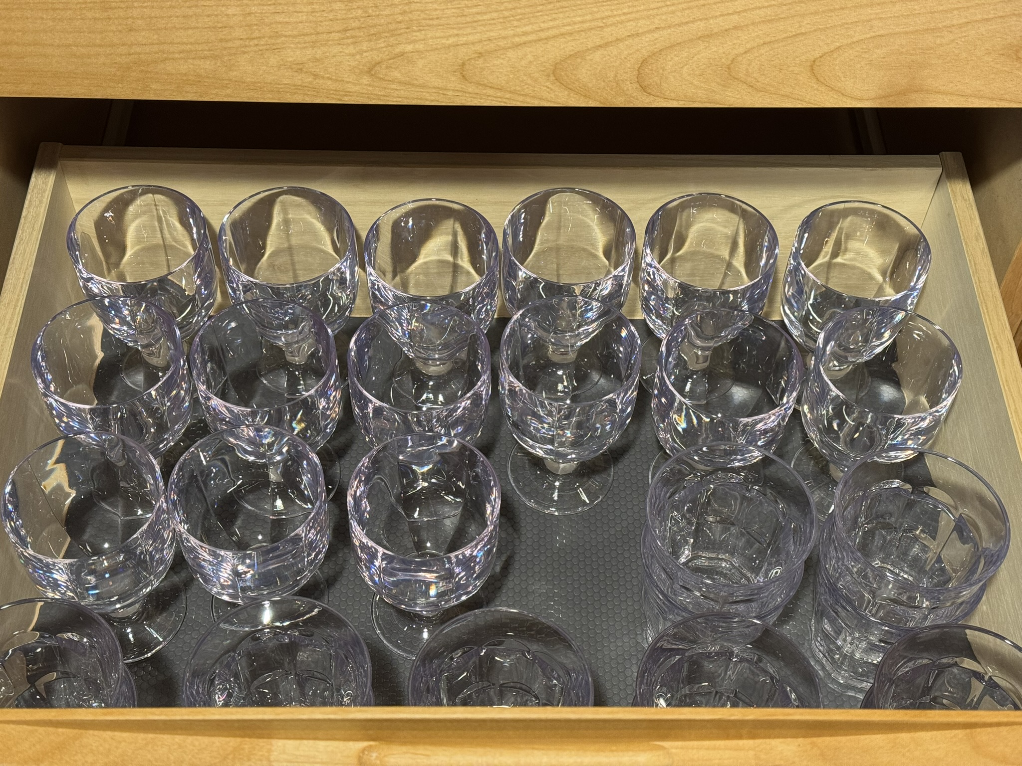 グラス・ワイングラス