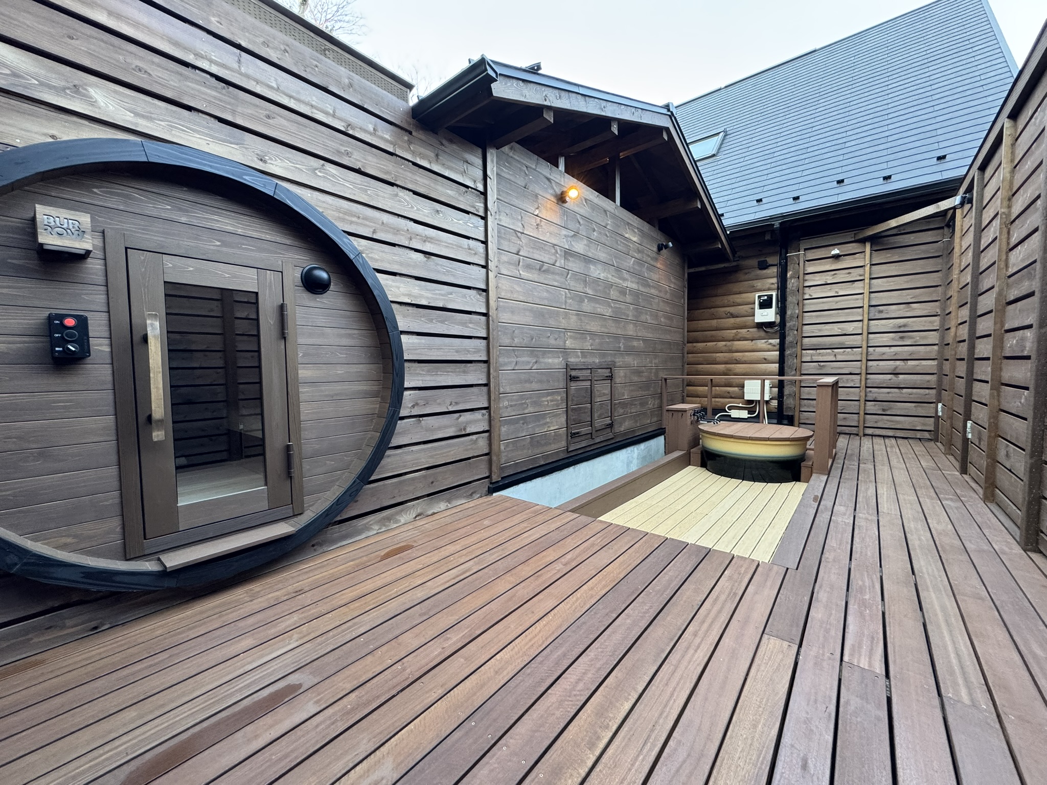 露天風呂・サウナ全体