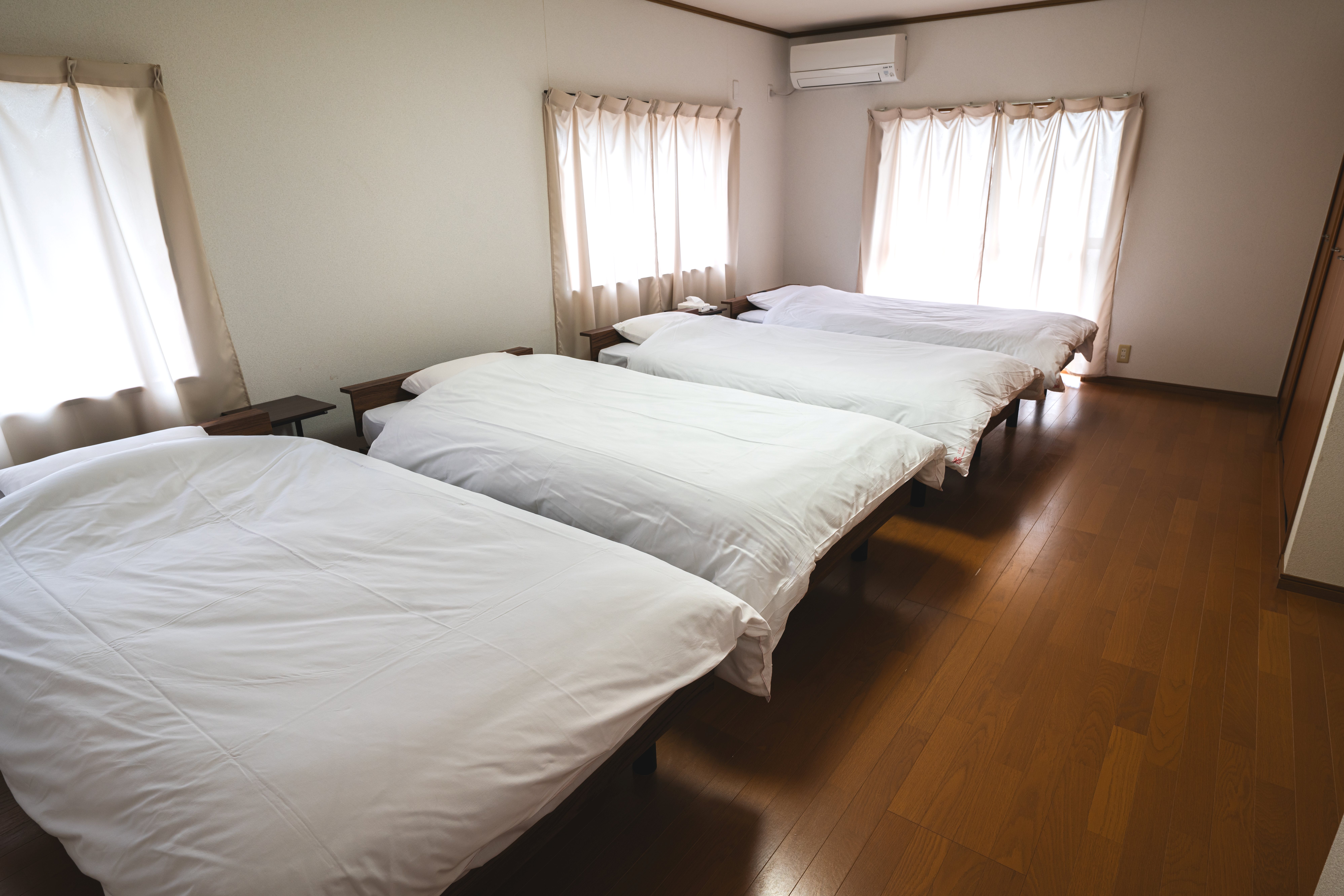 ２階　ベットルーム