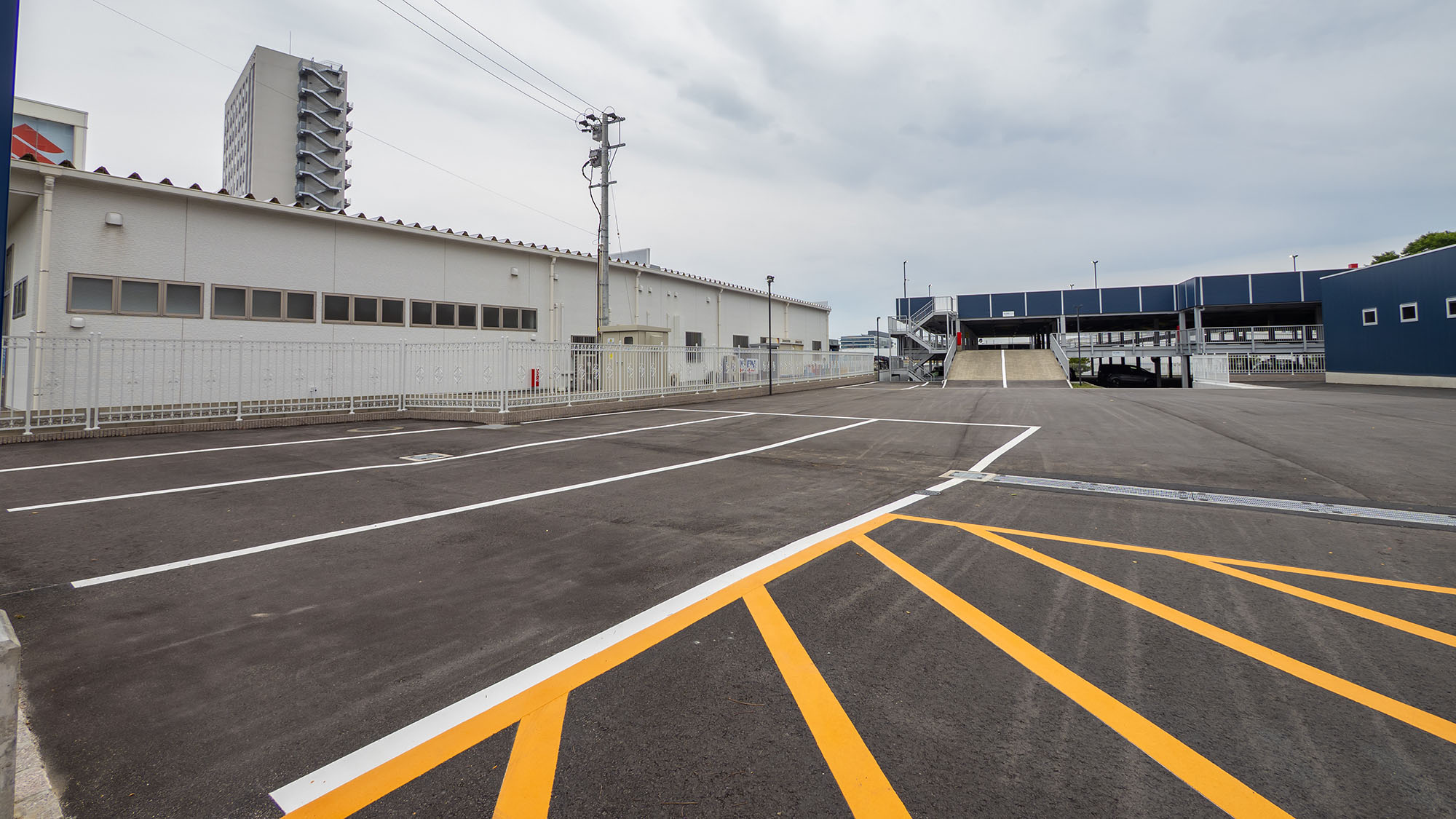 平面駐車場
