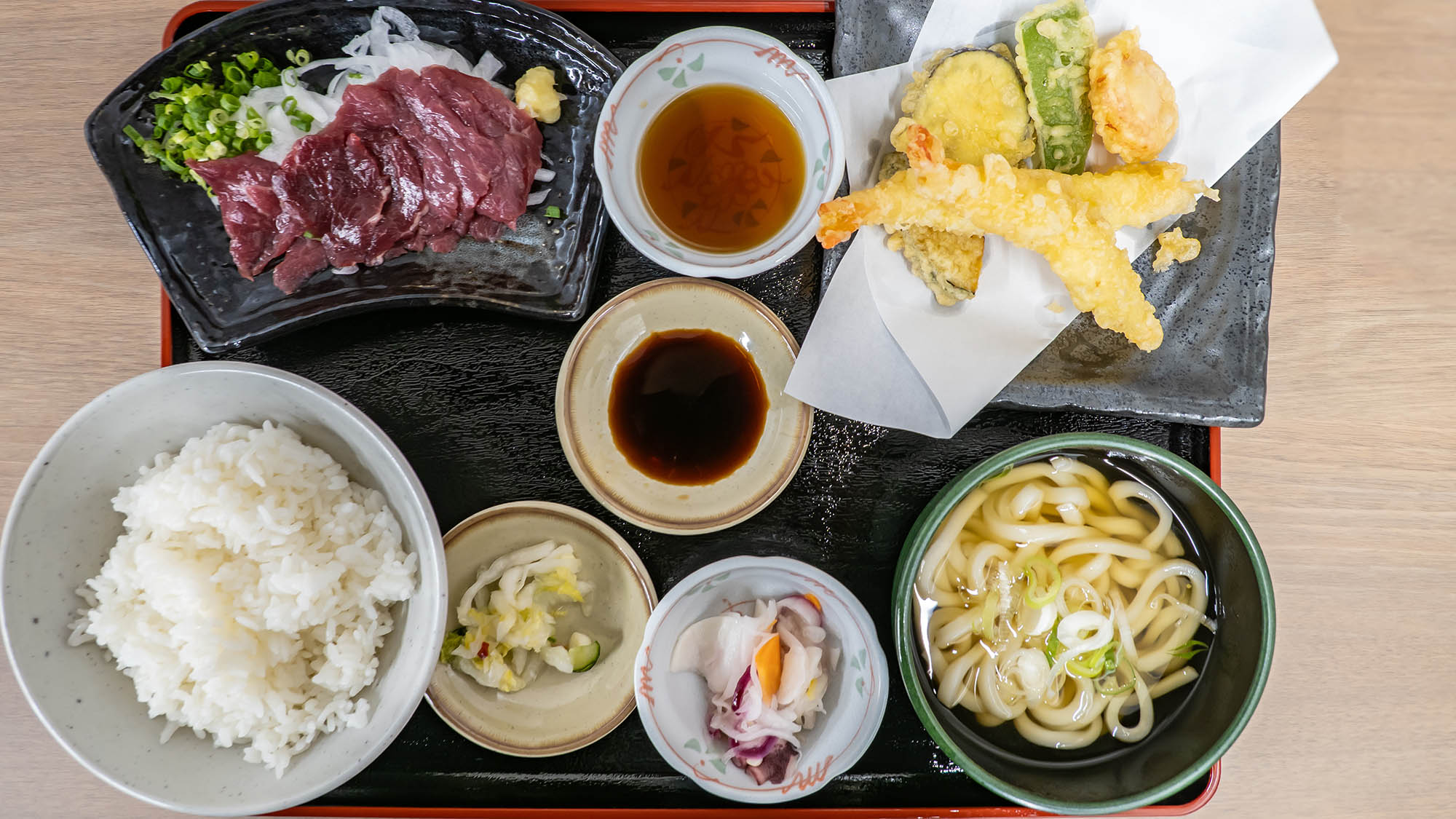 夕食（有料定食）馬刺し天ぷら定食