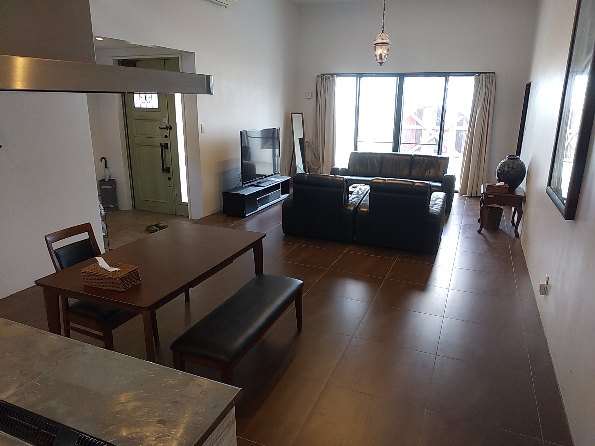 キッチン＆ダイニング エリア