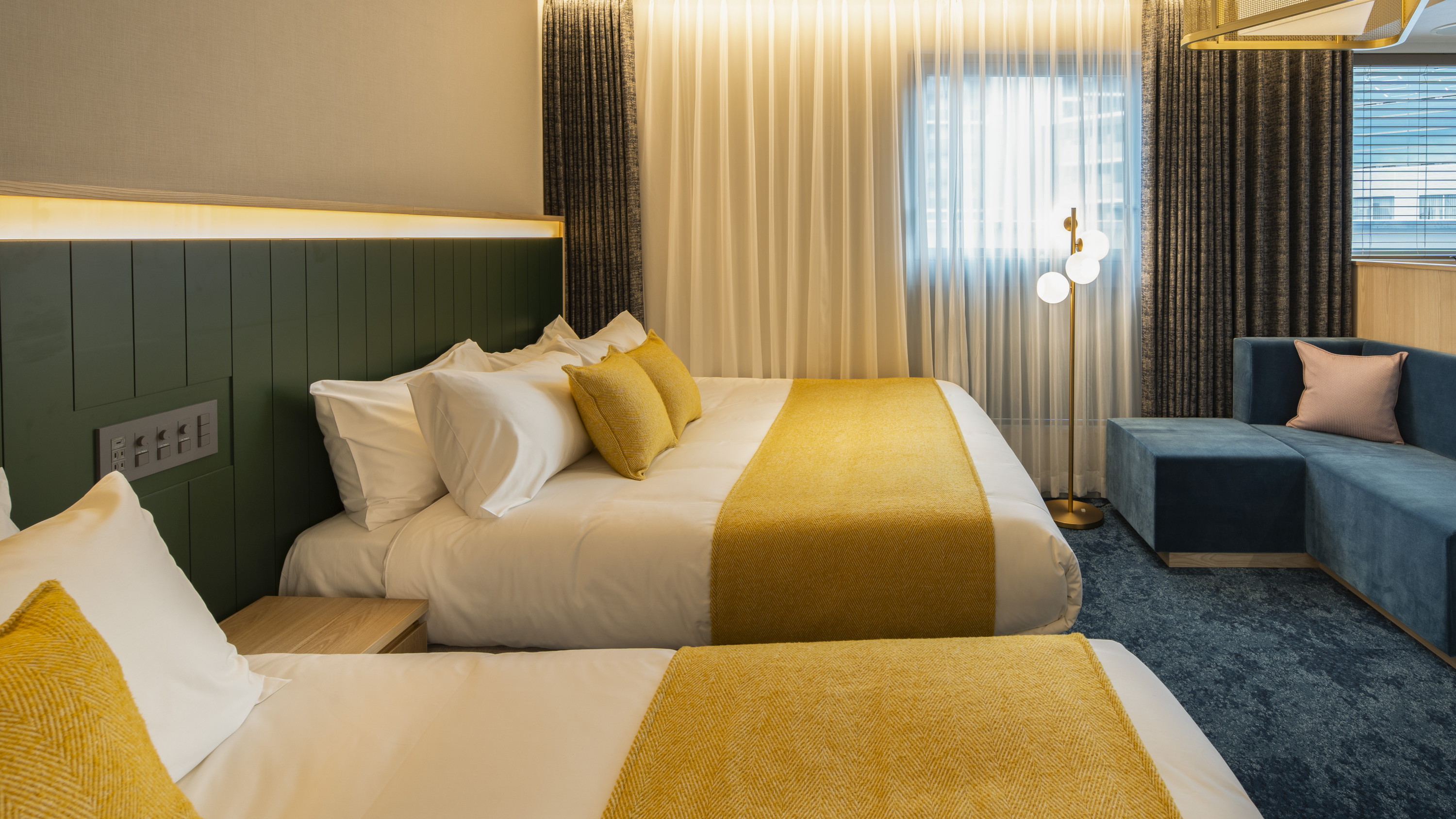 ジュニアスイート