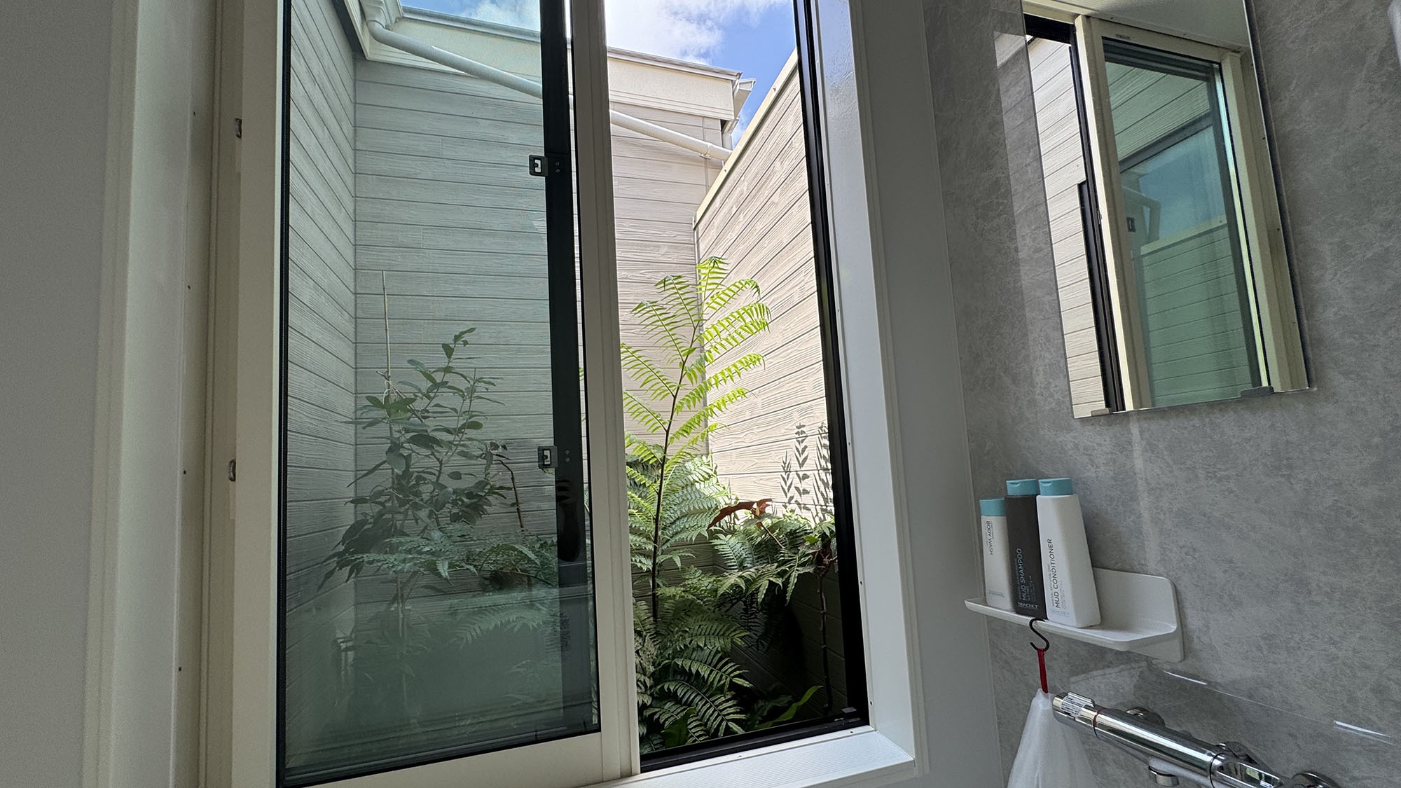 〔素泊〕宮古島を暮らすように楽しむ　2025年5月OPENの新築75平米を一棟貸切で気ままな島旅