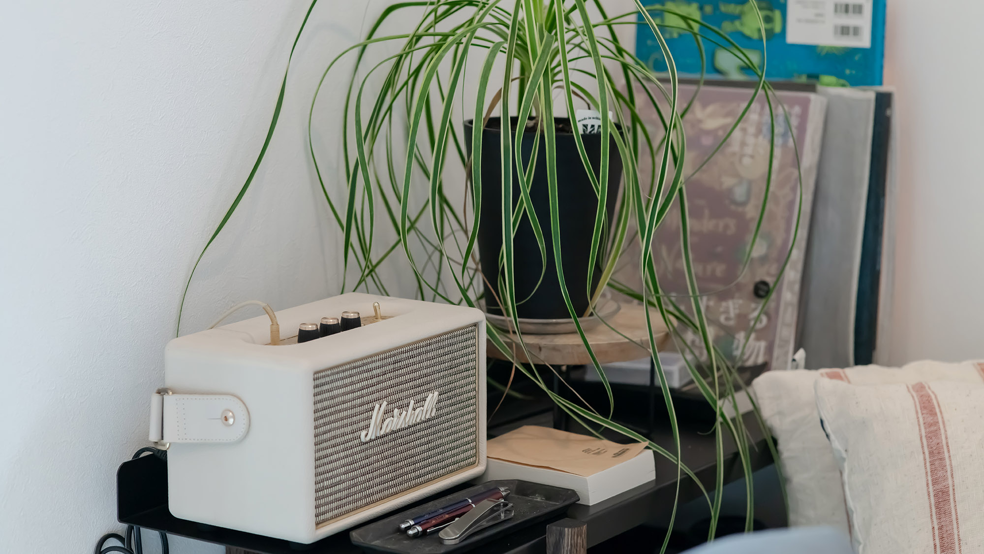 ・【リビング】Bluetoothスピーカー完備。お気に入りの音楽でリラックスステイ