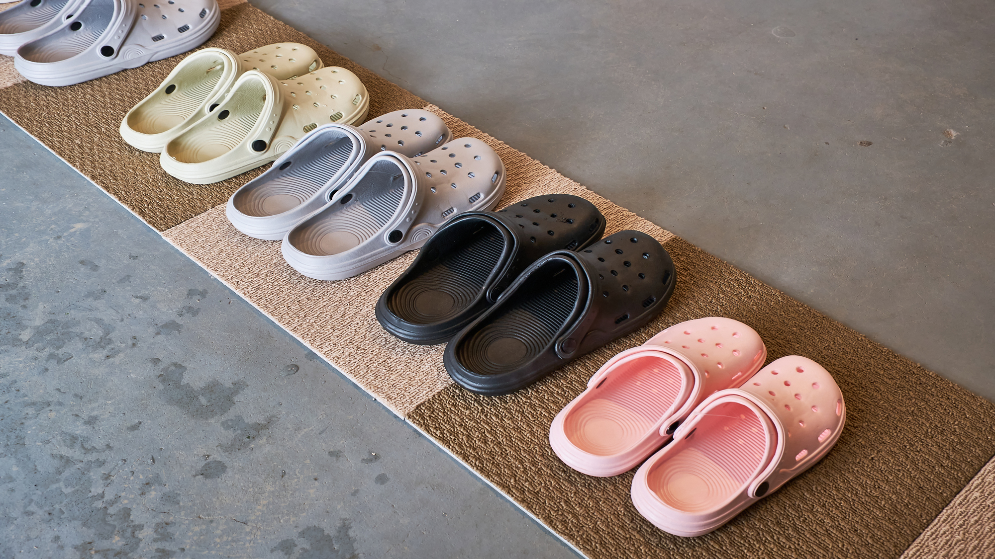 スリッパをご利用ください