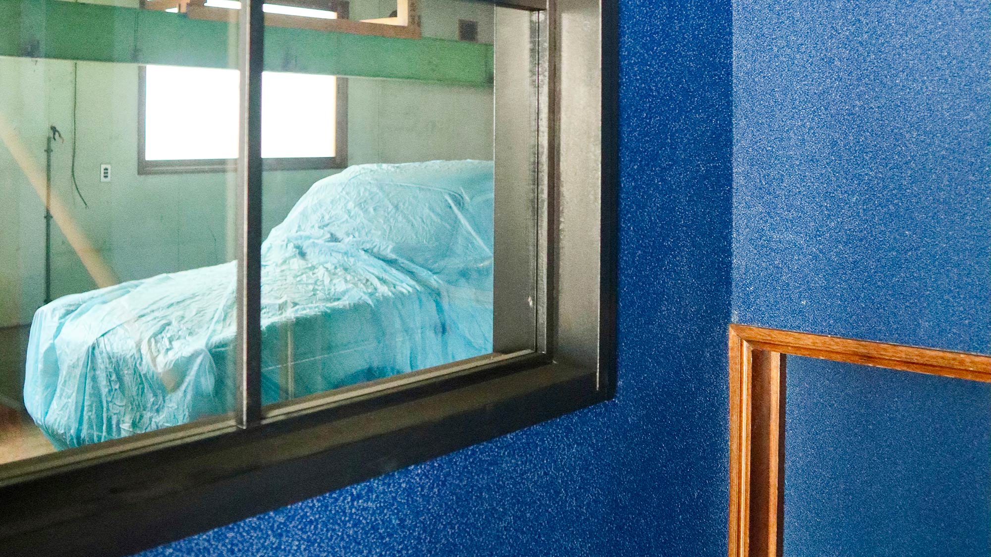 ・【1階ガレージショールーム】映画「PとJK」で実際に使用されたビンテージカーを展示