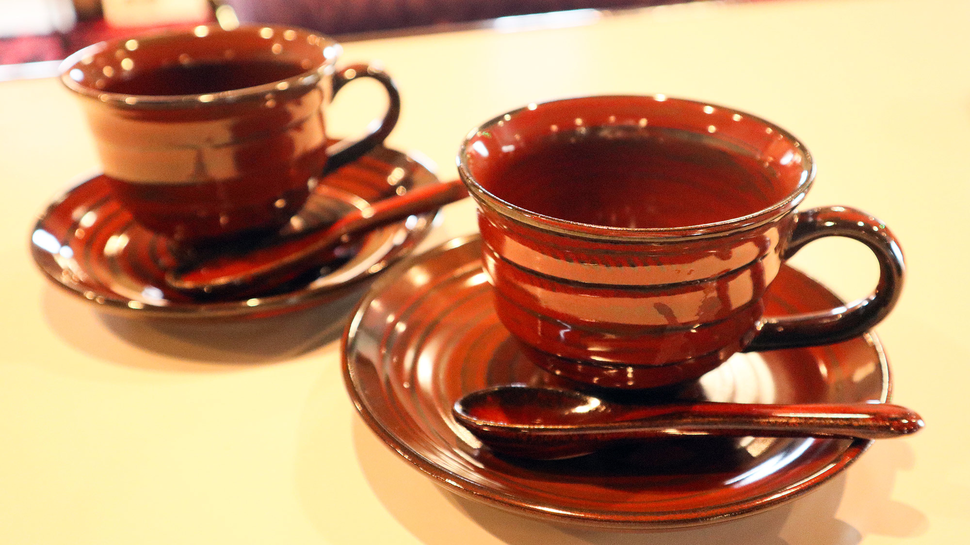 ・【キッチン】お酒を飲まない方はコーヒーでホッとひと息。リラックスタイムにピッタリです