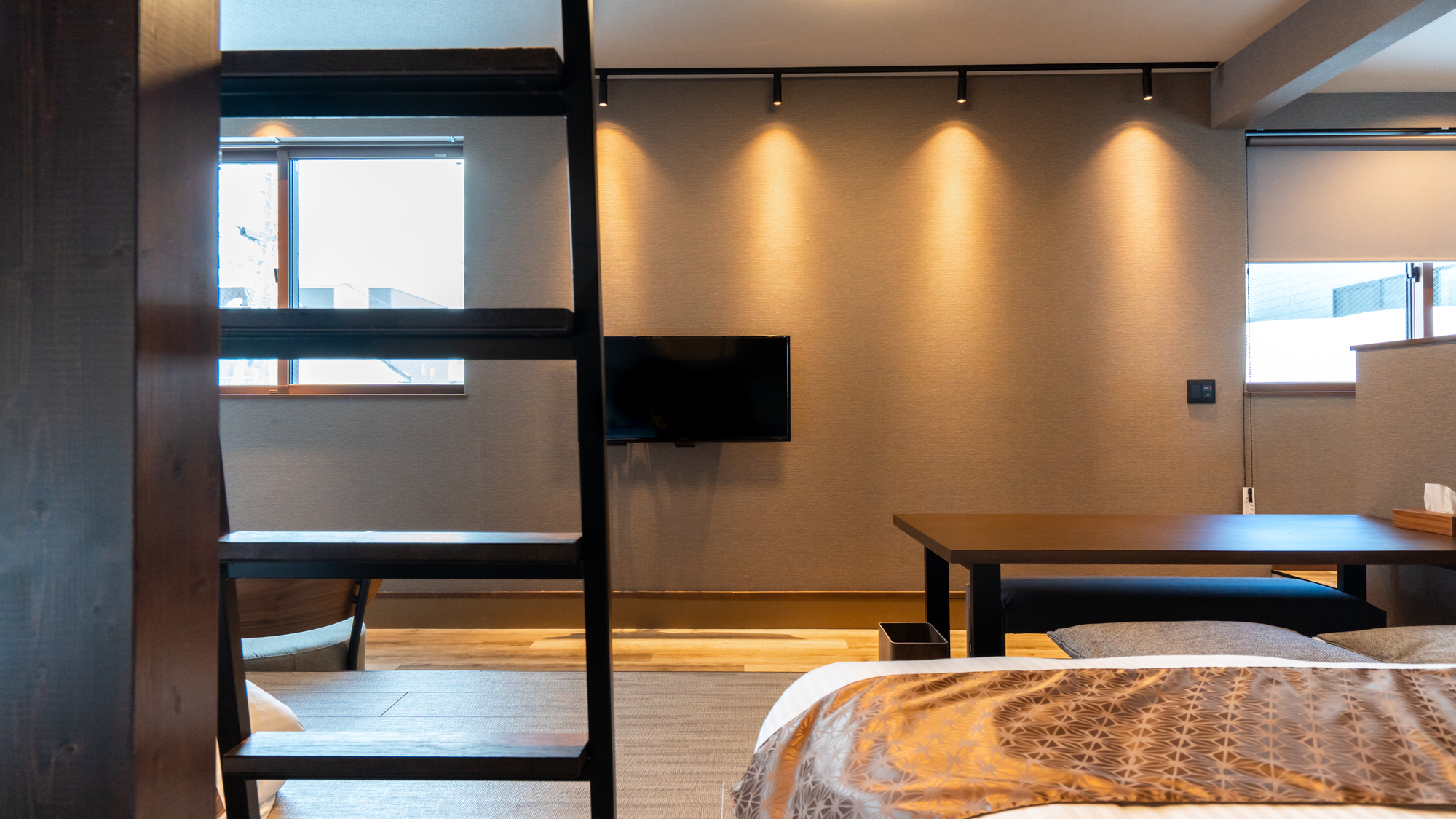 ANNEX1◆ベッド下段からの眺め