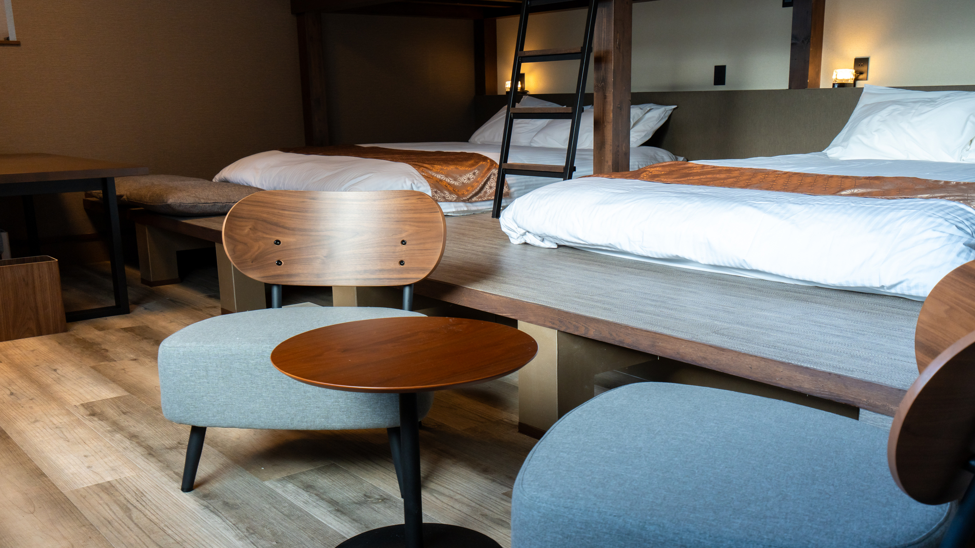 ANNEX1◆腰をかけて休めるスペースもございます