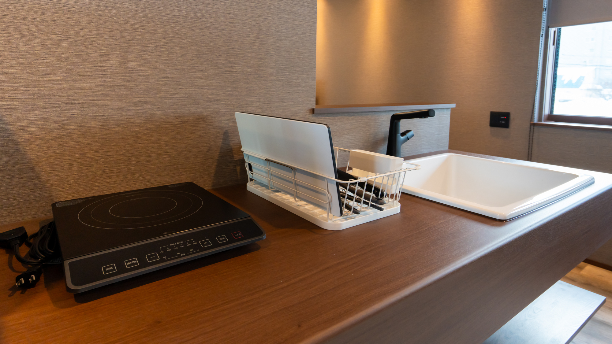 ANNEX1◆サッと調理する程度には十分なスペースと道具を取り揃えています