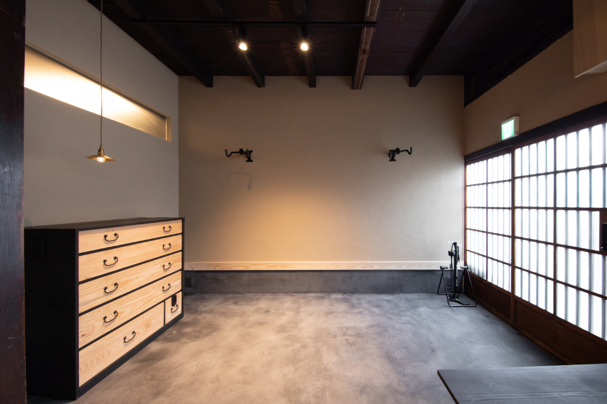 1階 土間スペース（自転車の保管可能）