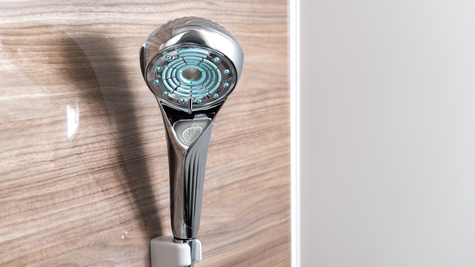 ReFaのシャワーヘッドで極上のバスタイム♪