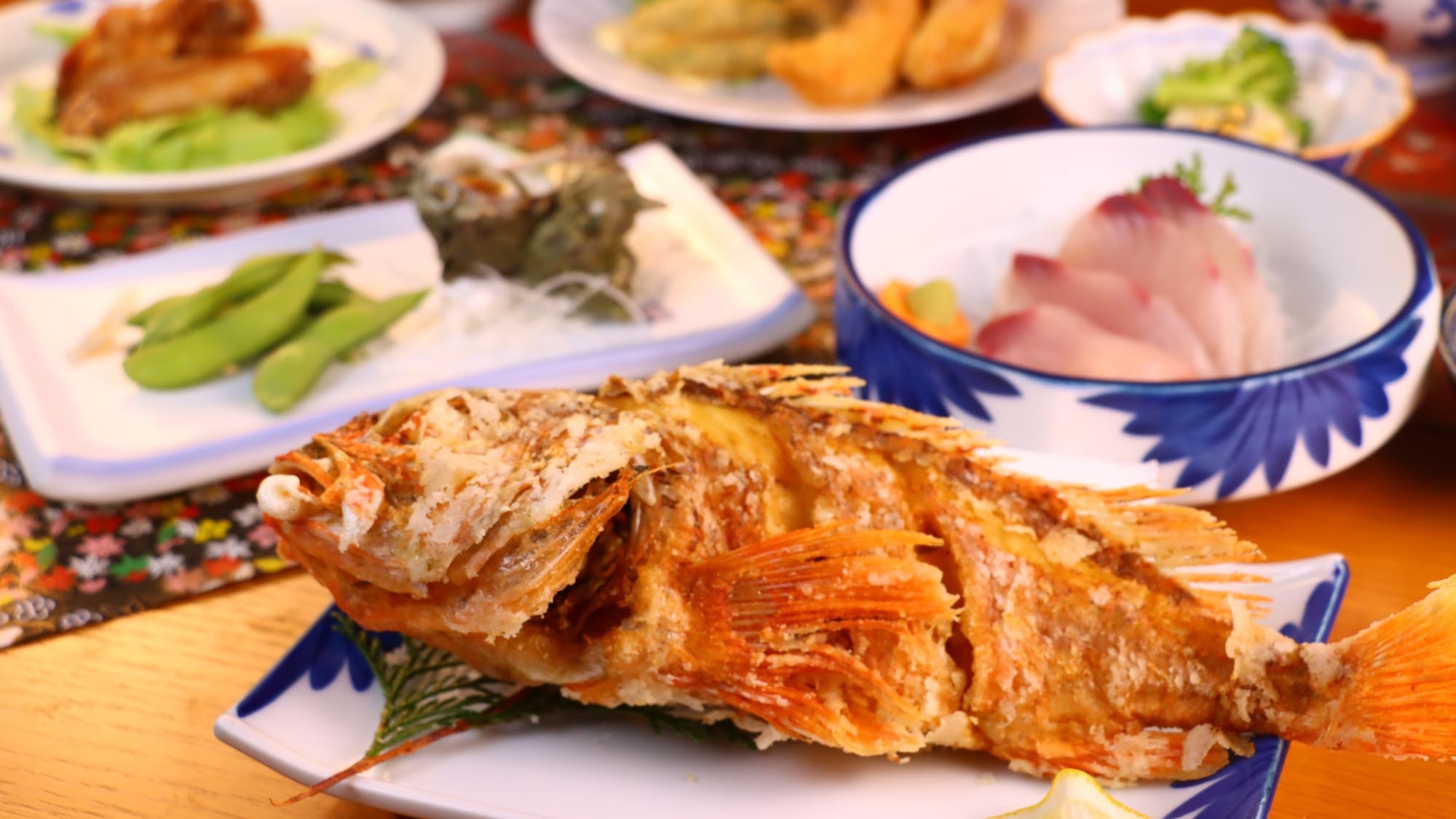 グルメ重視ならコスパ最強！これが民宿の魅力♪こんなに食べて平日なら1万円でお釣りがくる【1泊2食付】