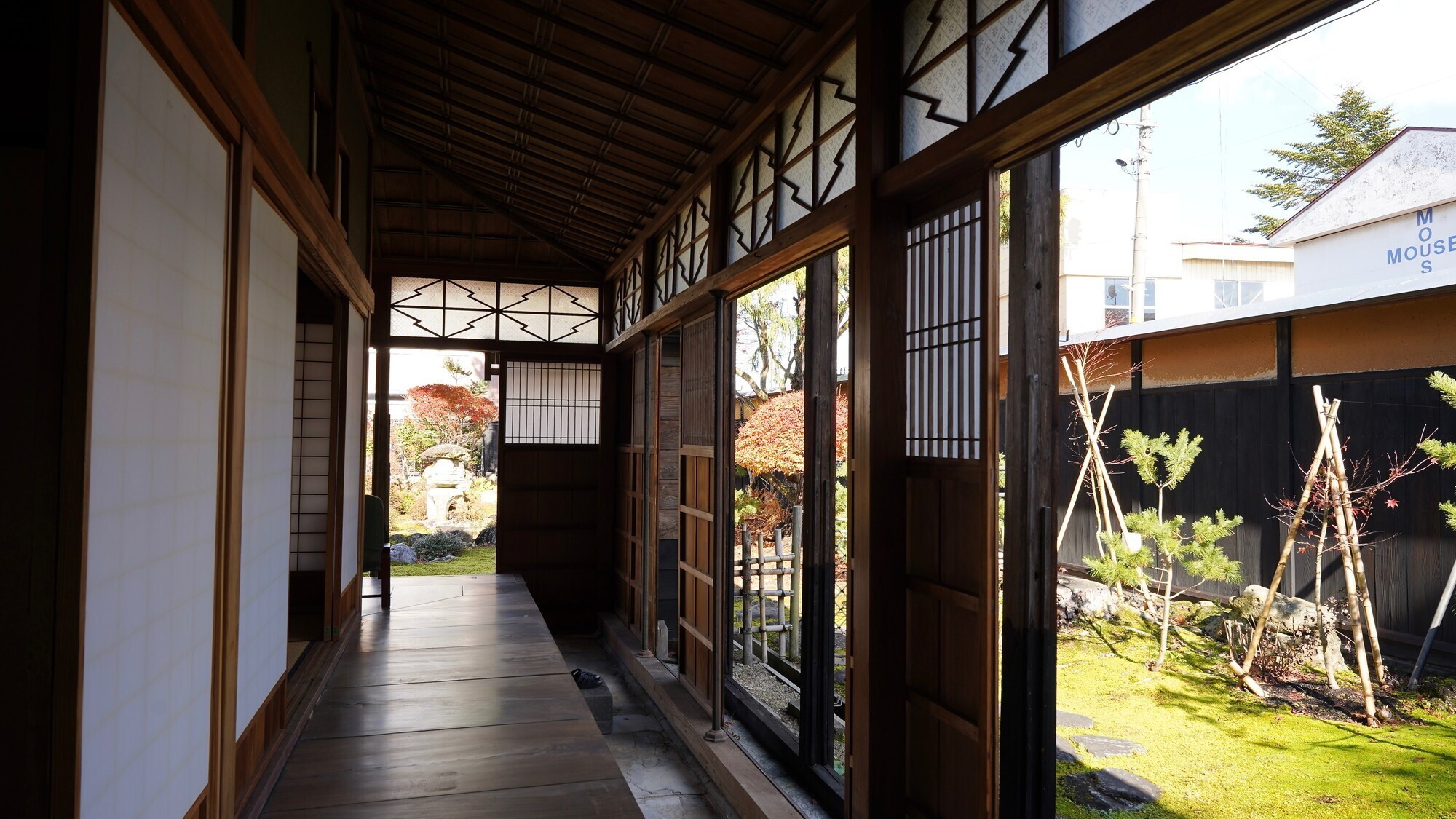 ■周辺観光｜旧本郷家住宅は貴重な建築物とされています