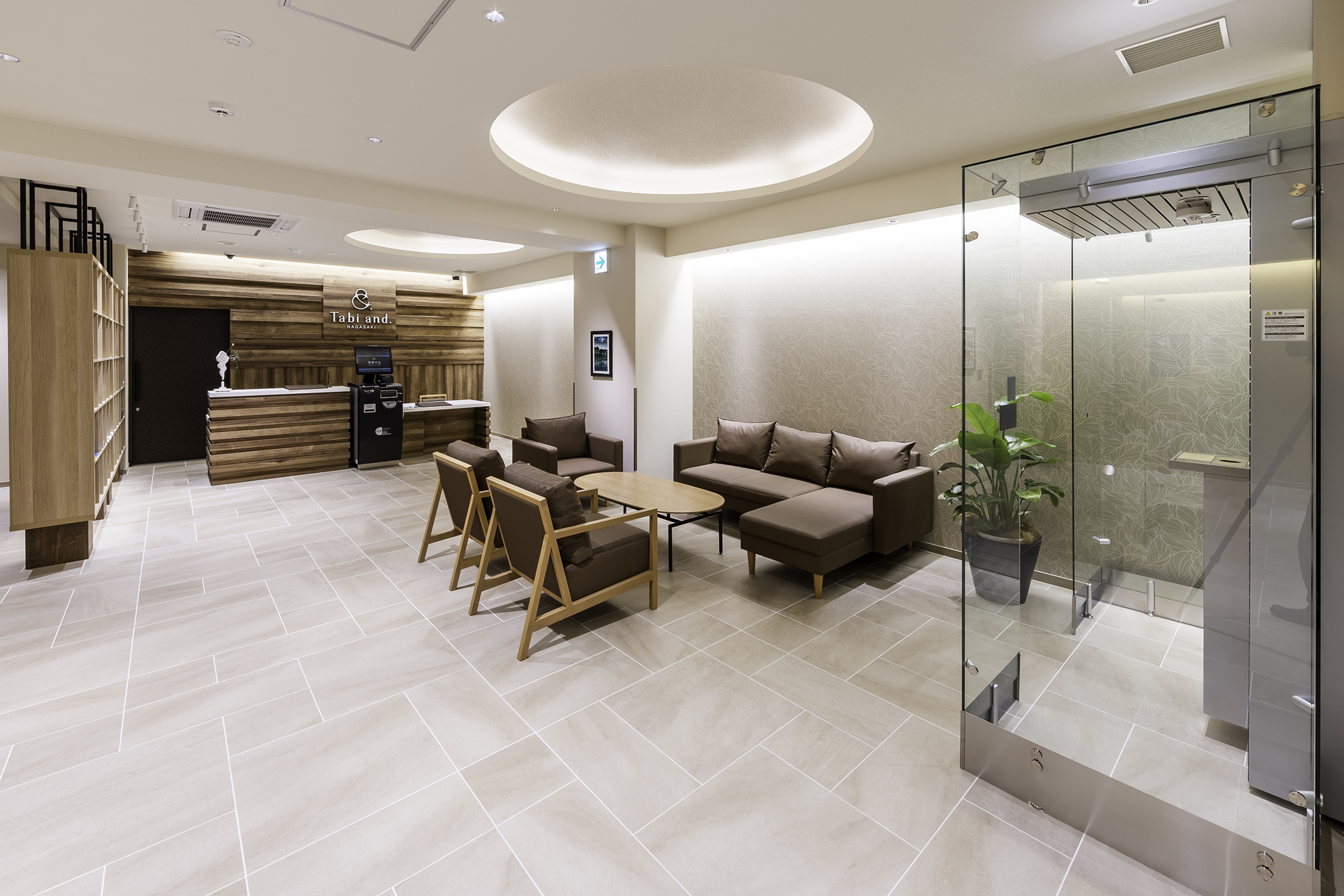 Tabi and. ロビー