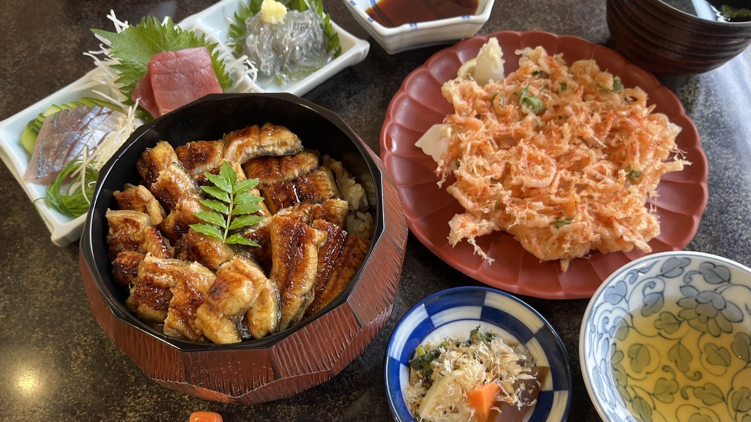 ＜夕食付き＞『名店の技を味わう』蒲原の味処「よし川」さんの「鰻＆桜えびかき揚げ御膳」付きプラン☆彡