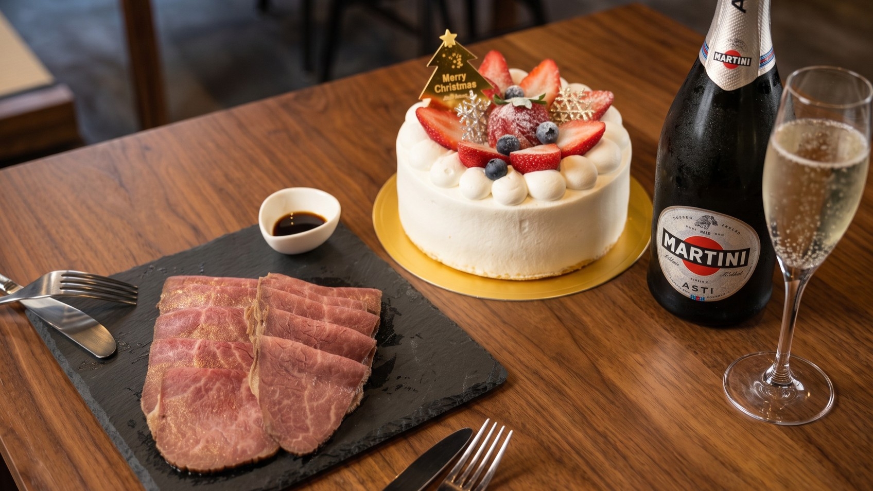 【12月限定】静岡の極上和牛ローストビーフ＆苺のケーキ スペシャルプラン♪＜スパークリングワイン付＞