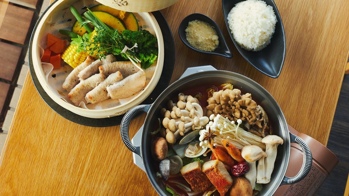 【芸術と美食を味わう】箱根ラリック美術館入館券＋選べるランチ券付きプラン／夕食のみ＜薬膳鍋★＞