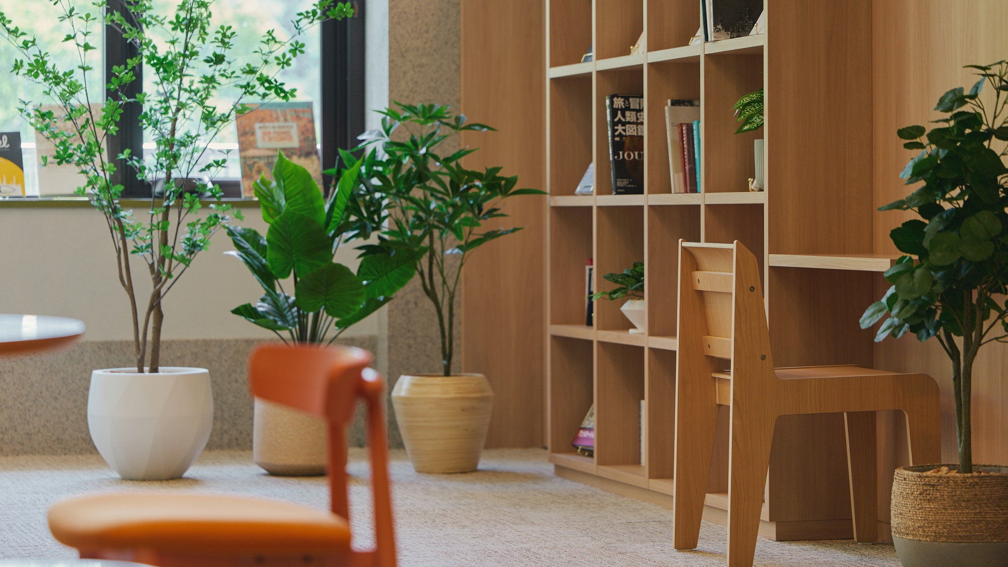 【ラウンジ】旅の疲れを癒す、静かな憩いの場