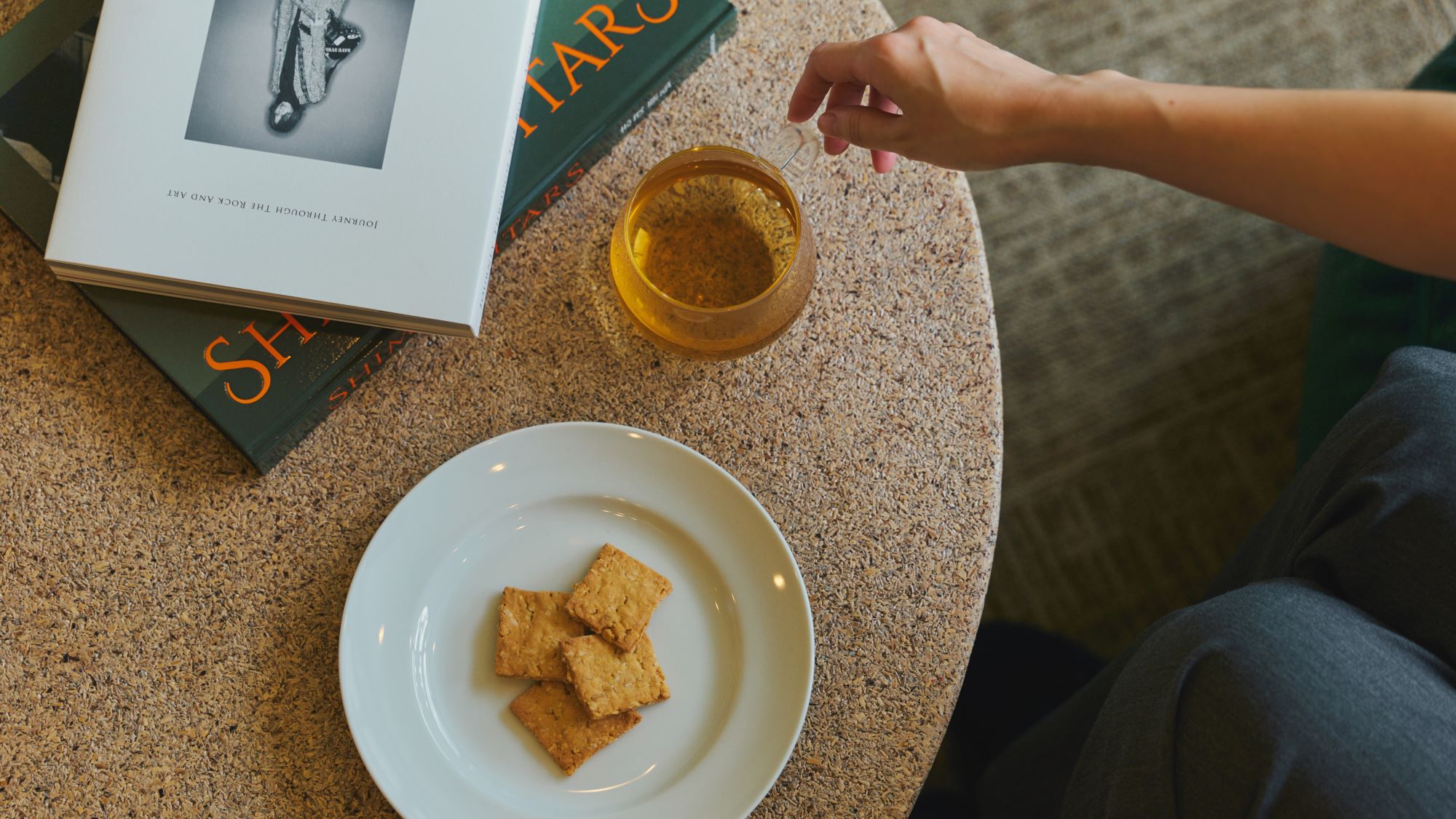 【ラウンジ】心落ち着くハーブティーでひと息