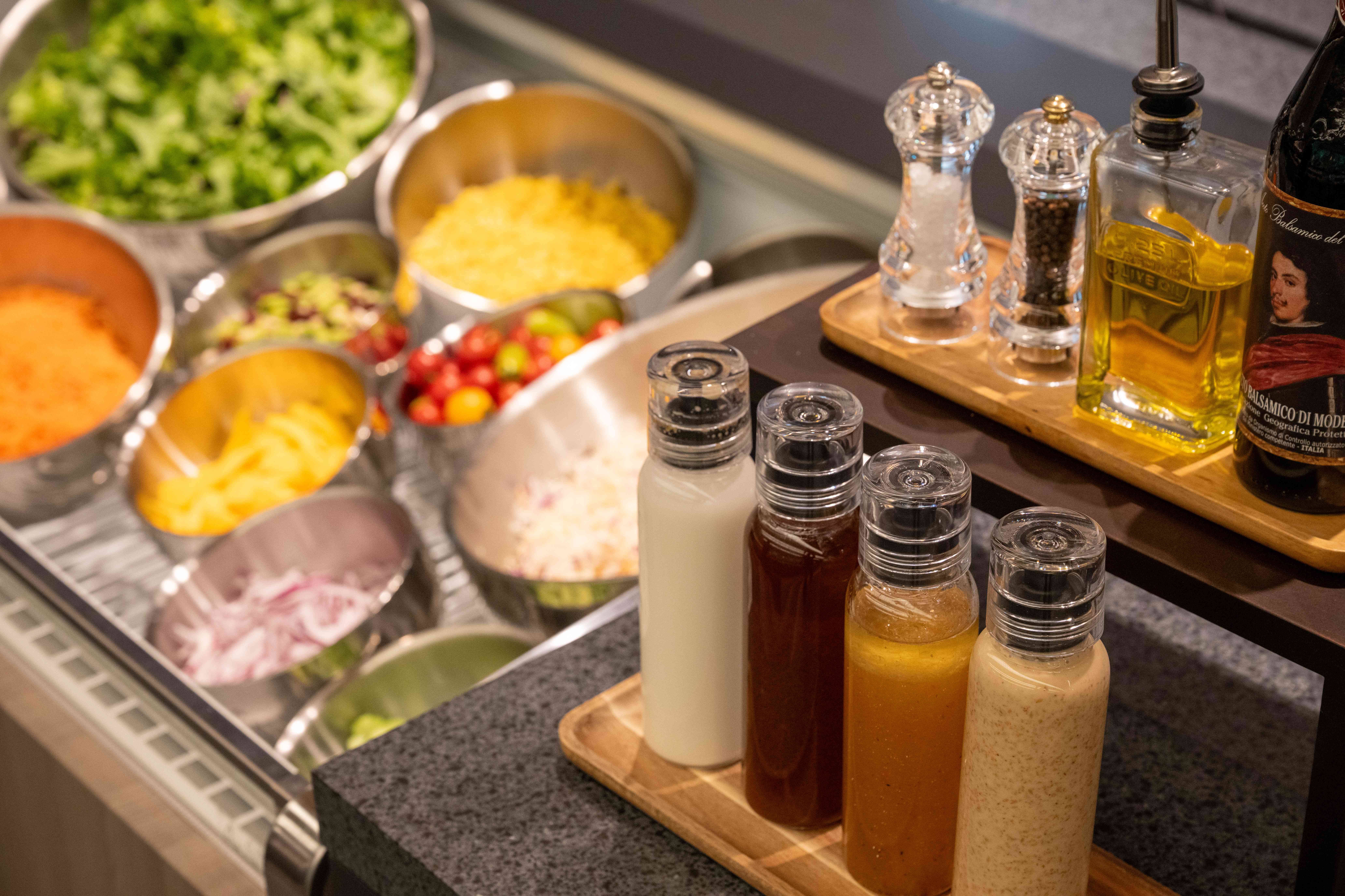 夕食ビュッフェ　提供例