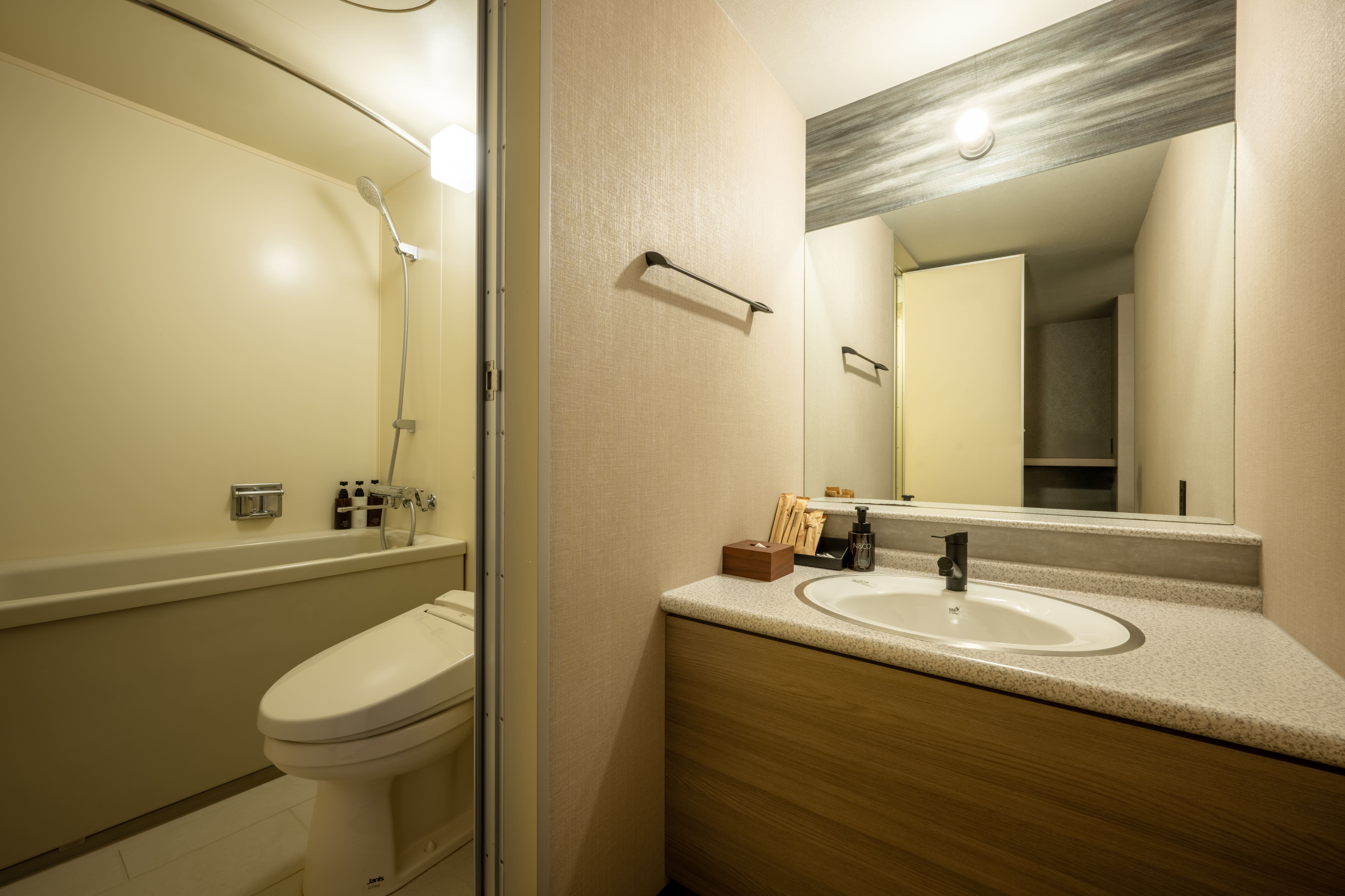 スーペリア共通　２点ユニットバス　洗面別