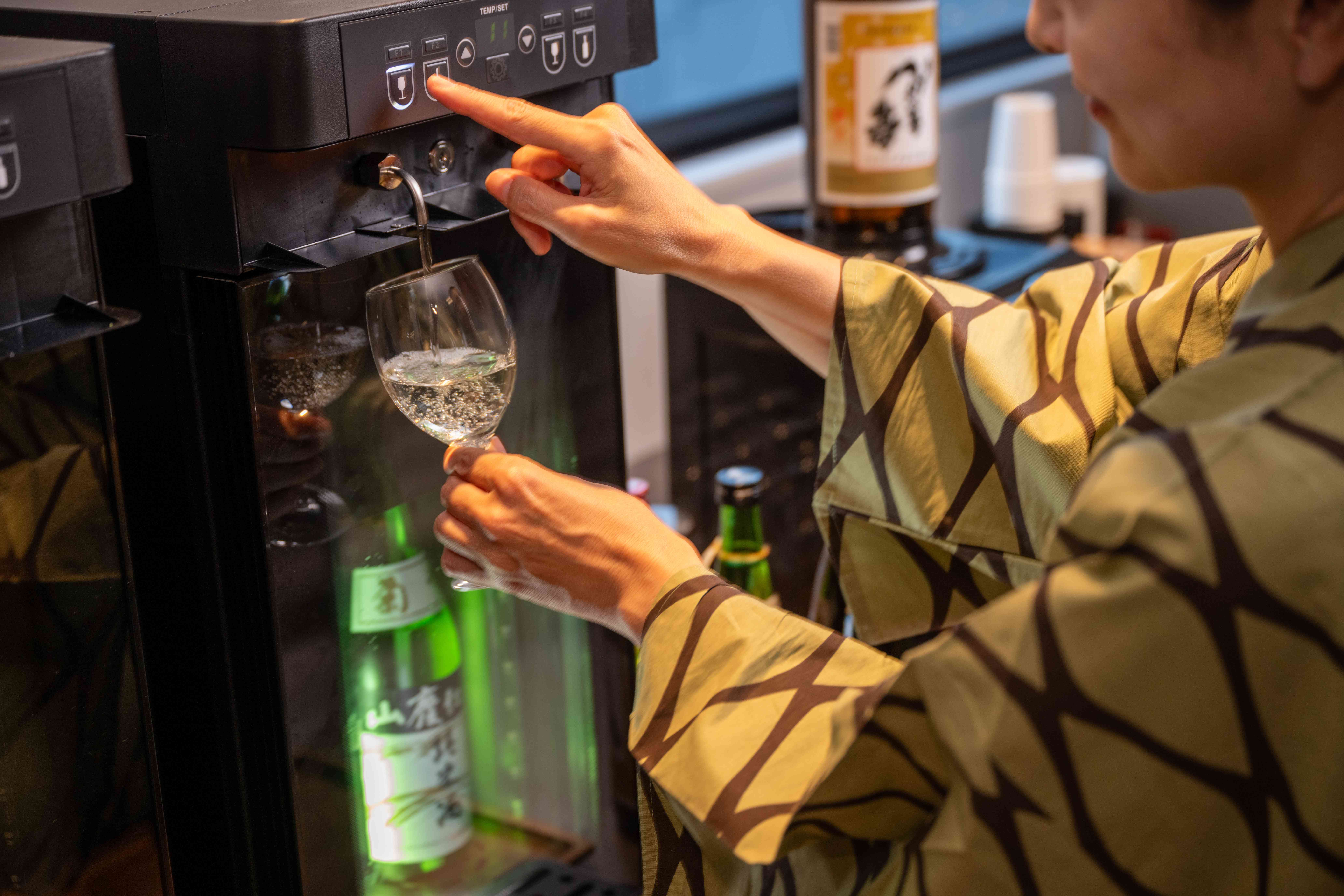 夕食ビュッフェ　飲み放題イメージ