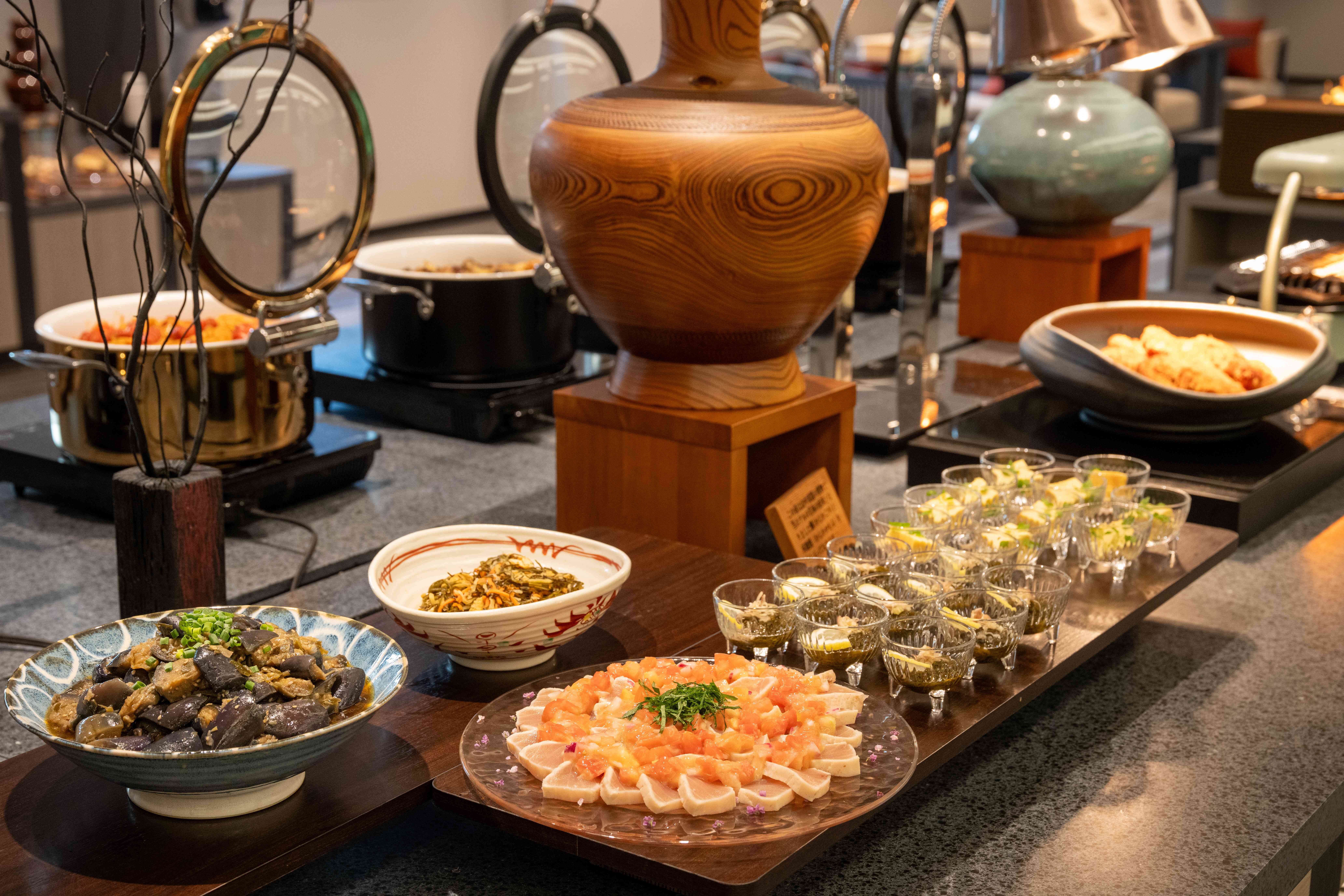 夕食ビュッフェ　提供例