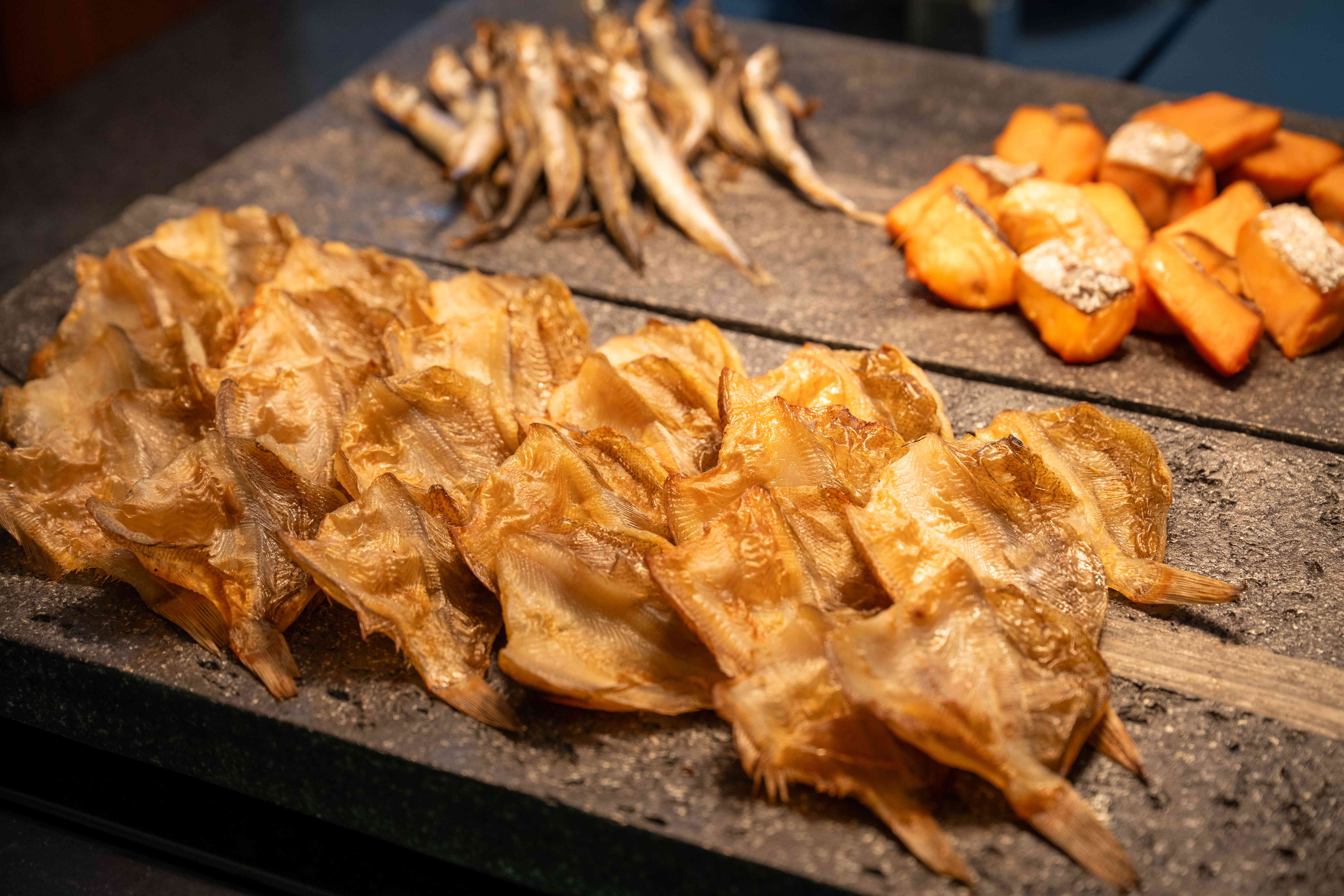 夕食ビュッフェ　提供例