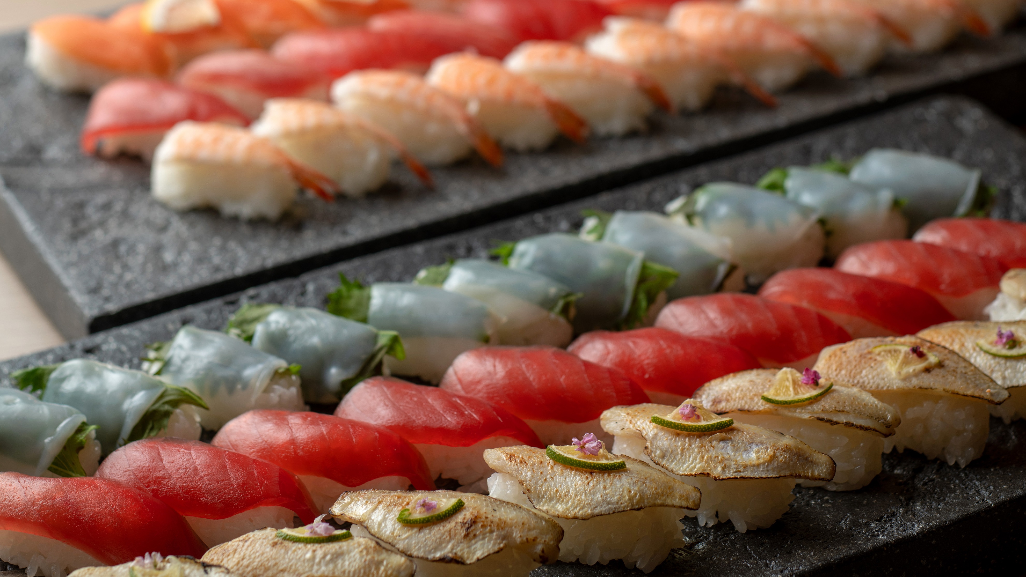 新鮮な北陸の海の幸ーーお寿司提供　※イメージ