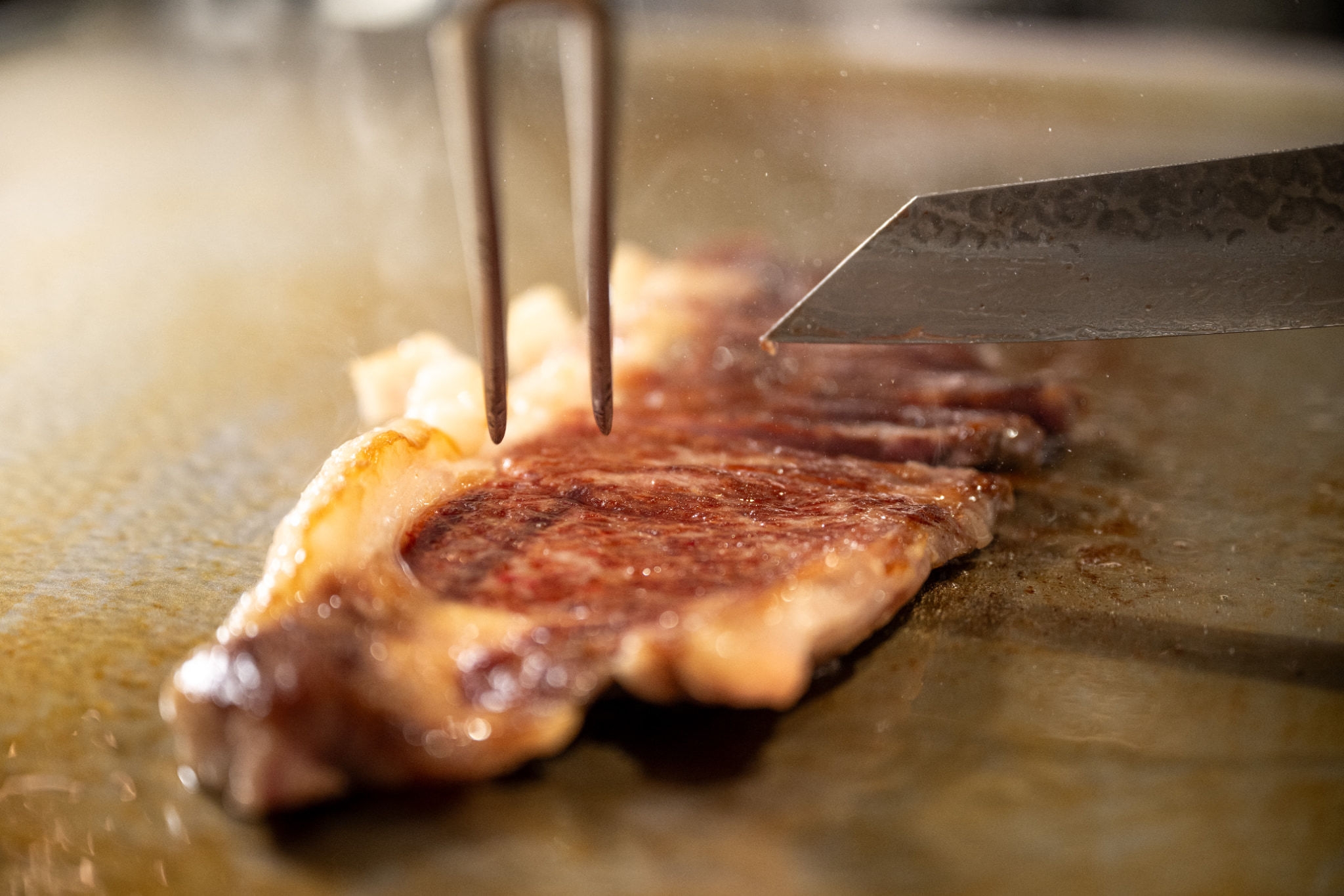 【期間限定】タイムセールプラン朝夕豪華ビュッフェと源泉温泉で旅行を満喫！夜はアルコール飲み放題付