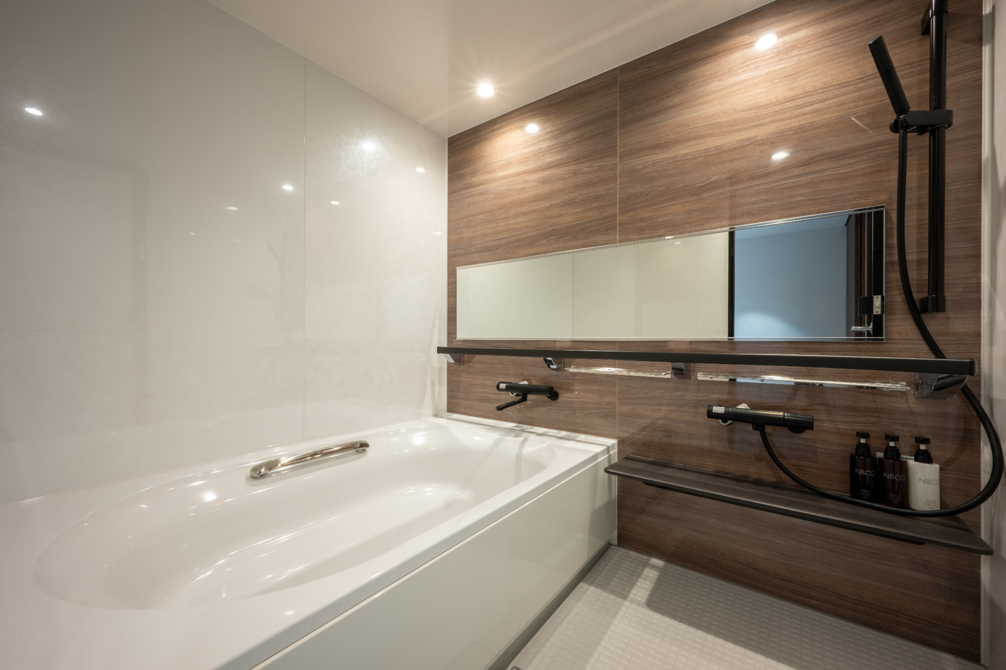 スイート　バスルーム