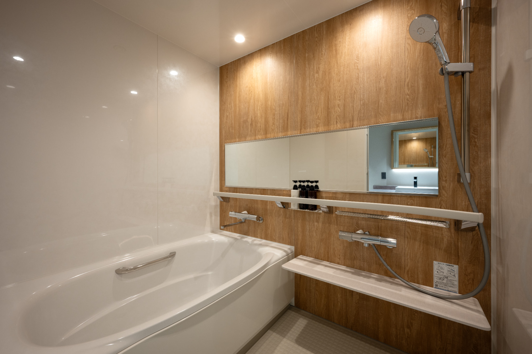 客室　ファミリールーム太陽　バスルーム