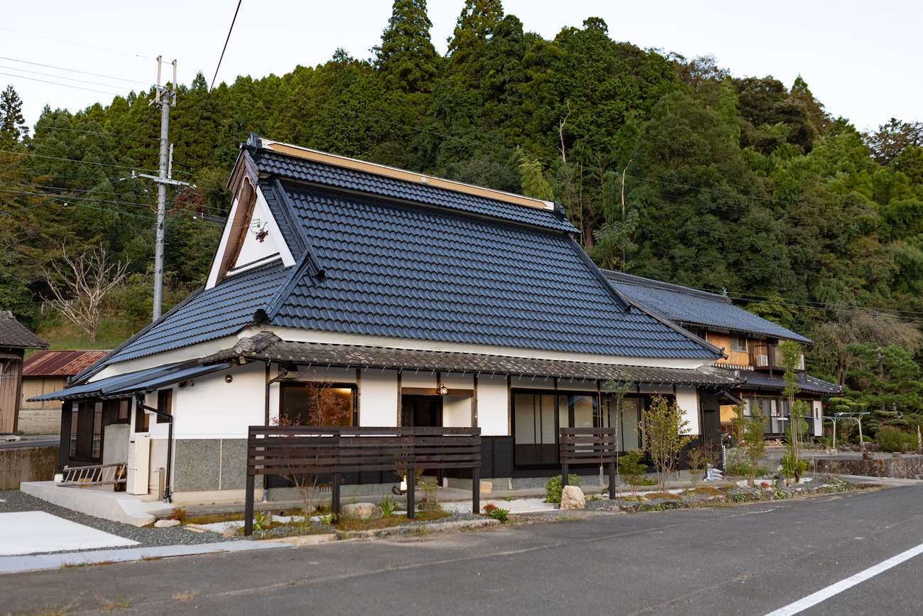 【梅香】山の空気と土壁の香り、心ほどける古民家体験
