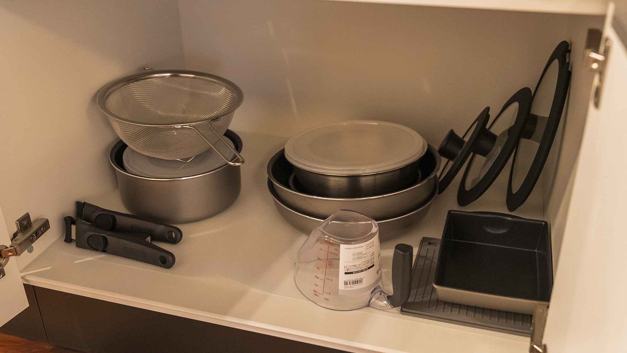 ・【キッチン】調理器具のご用意もございますので、普段と変わりなく快適にお料理をお楽しみいただけます